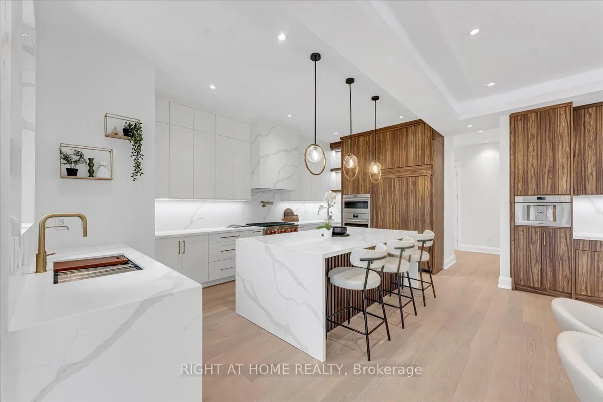 2572 Edenhurst Drive