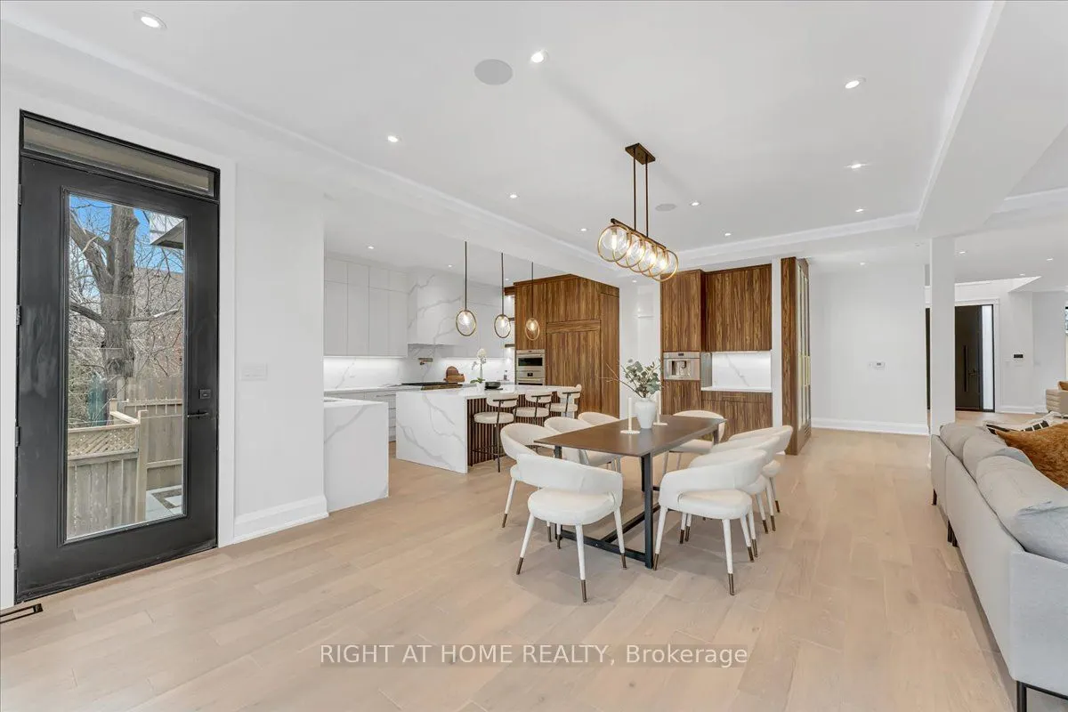 2572 Edenhurst Drive