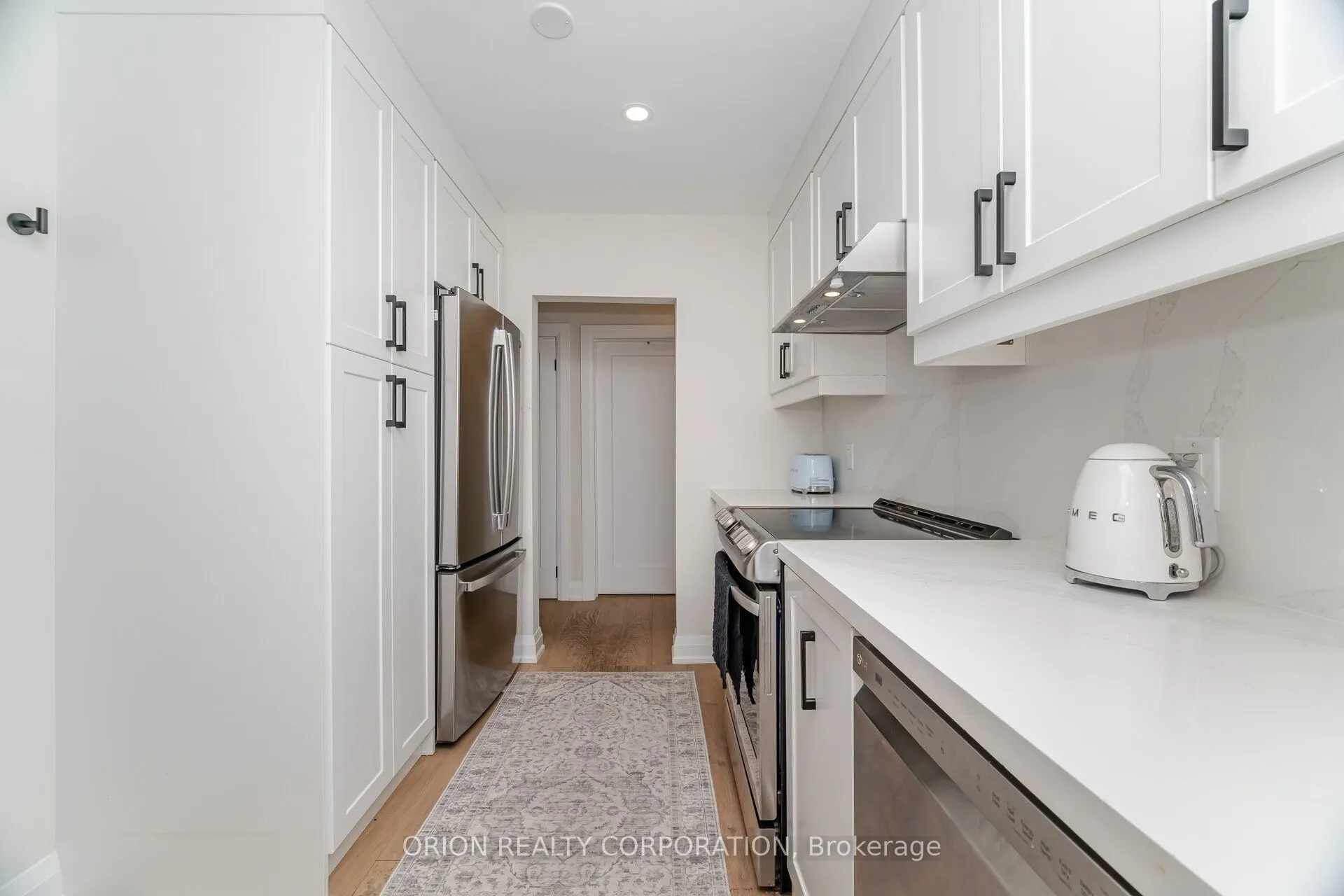 86 Park Street W