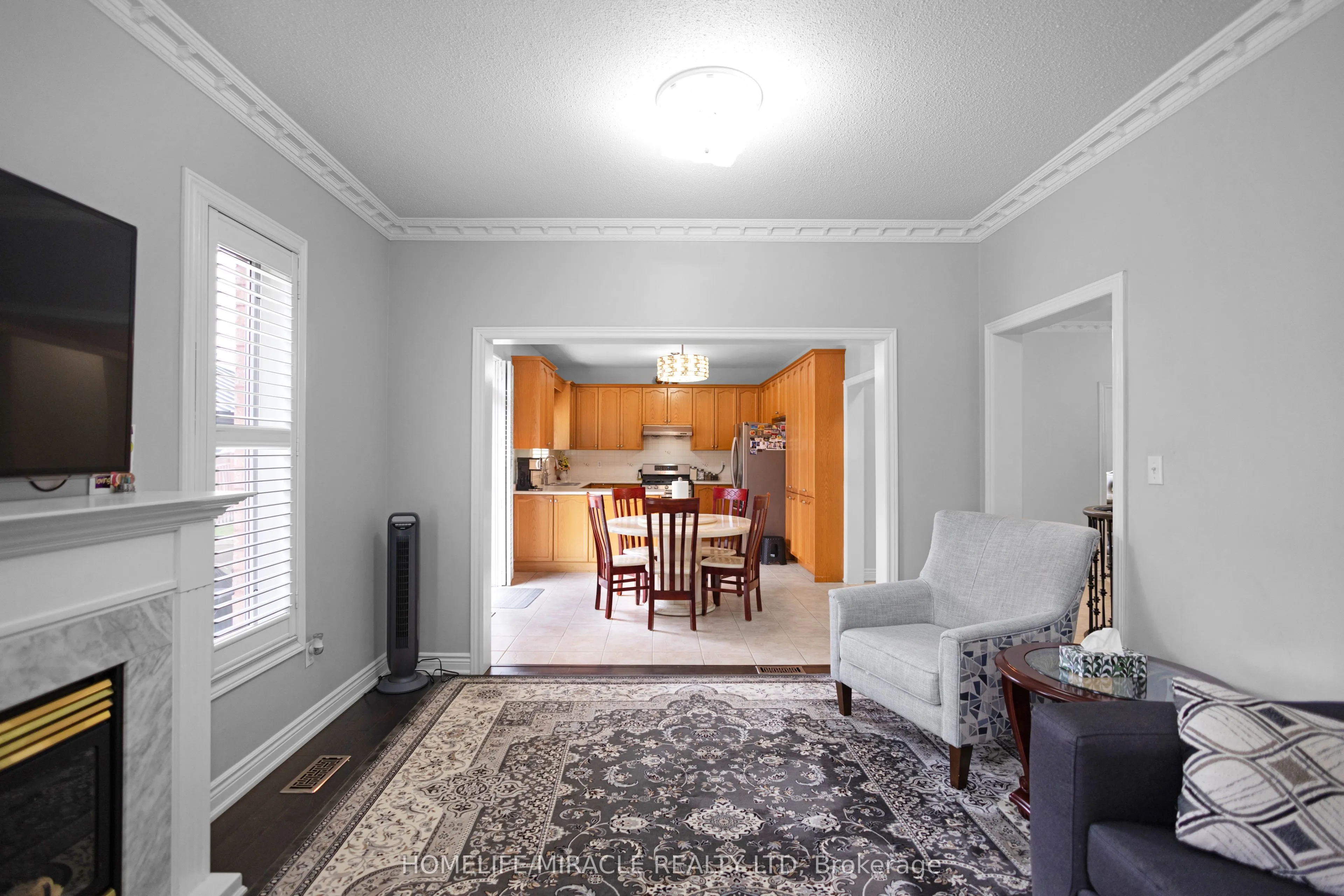 24 Fauna Court