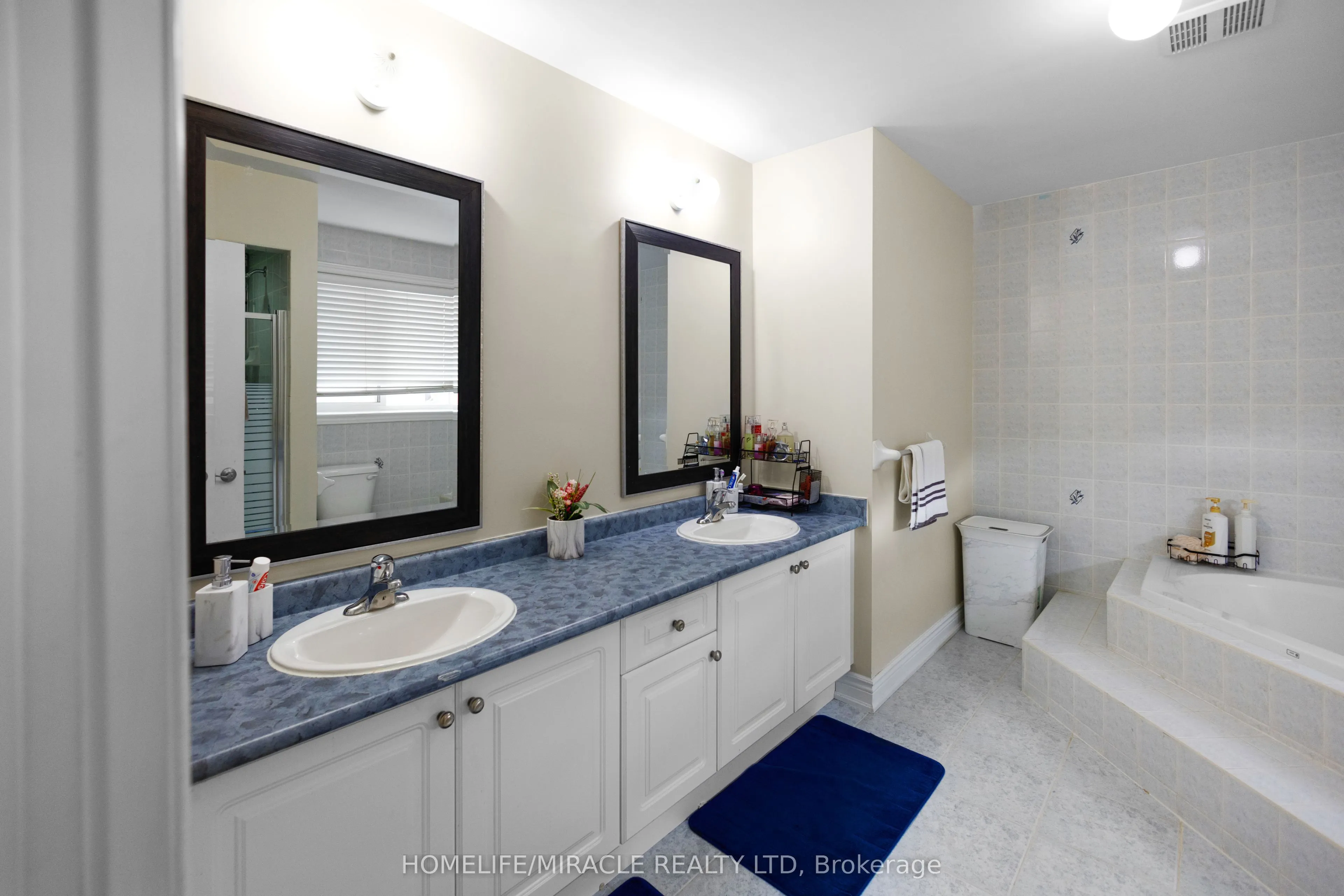 24 Fauna Court