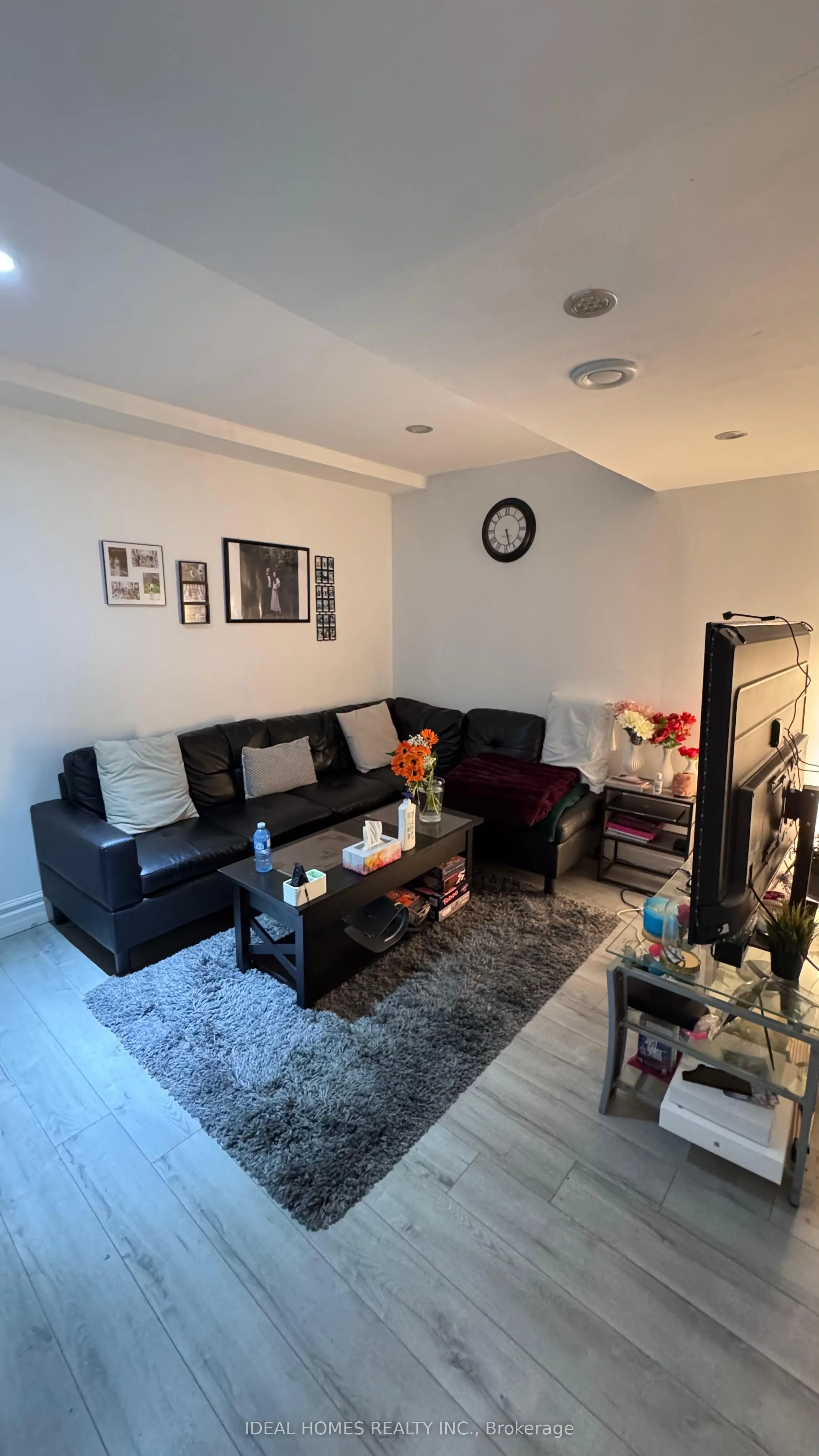 3057 Grenville Drive, #Basement
