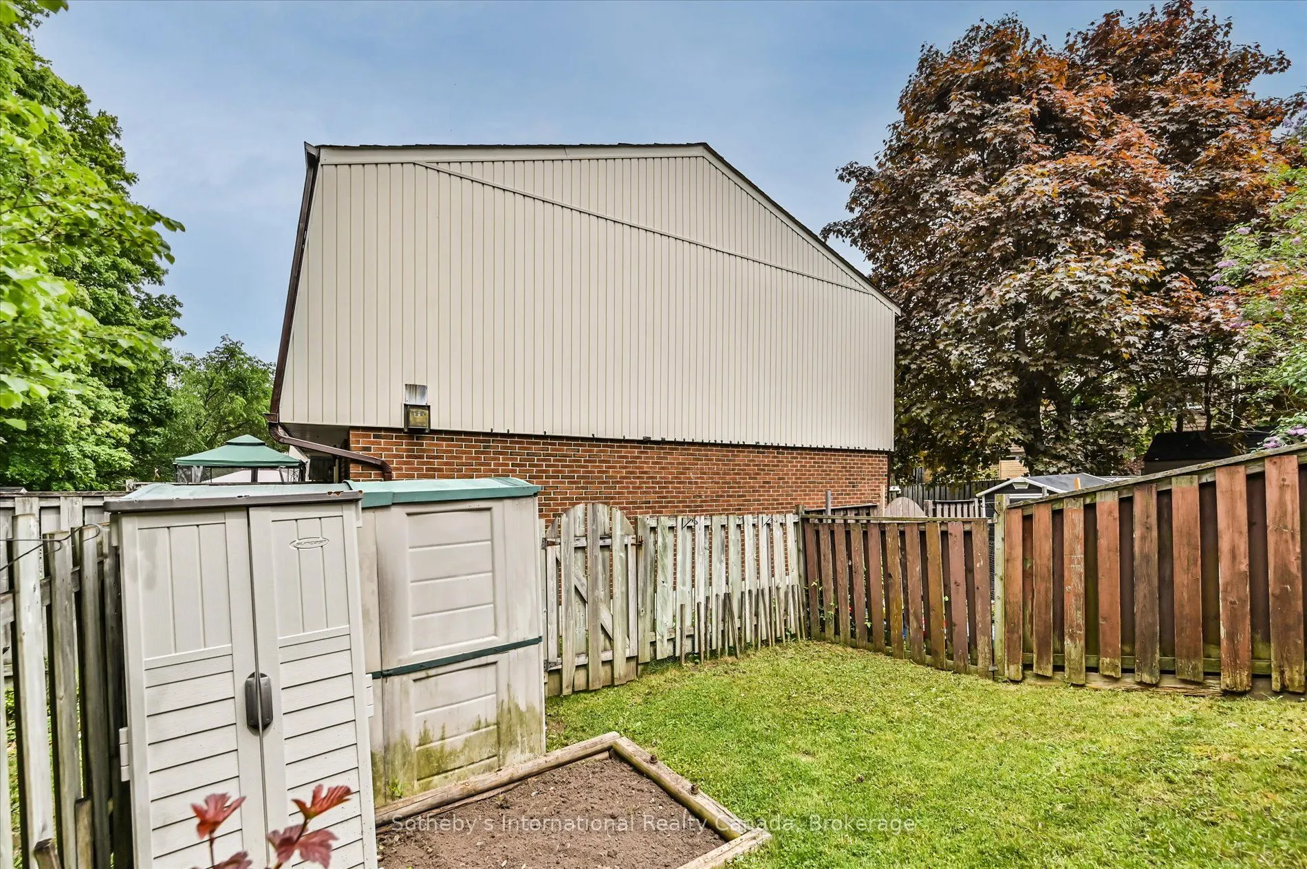 217 Kingham Road, #33