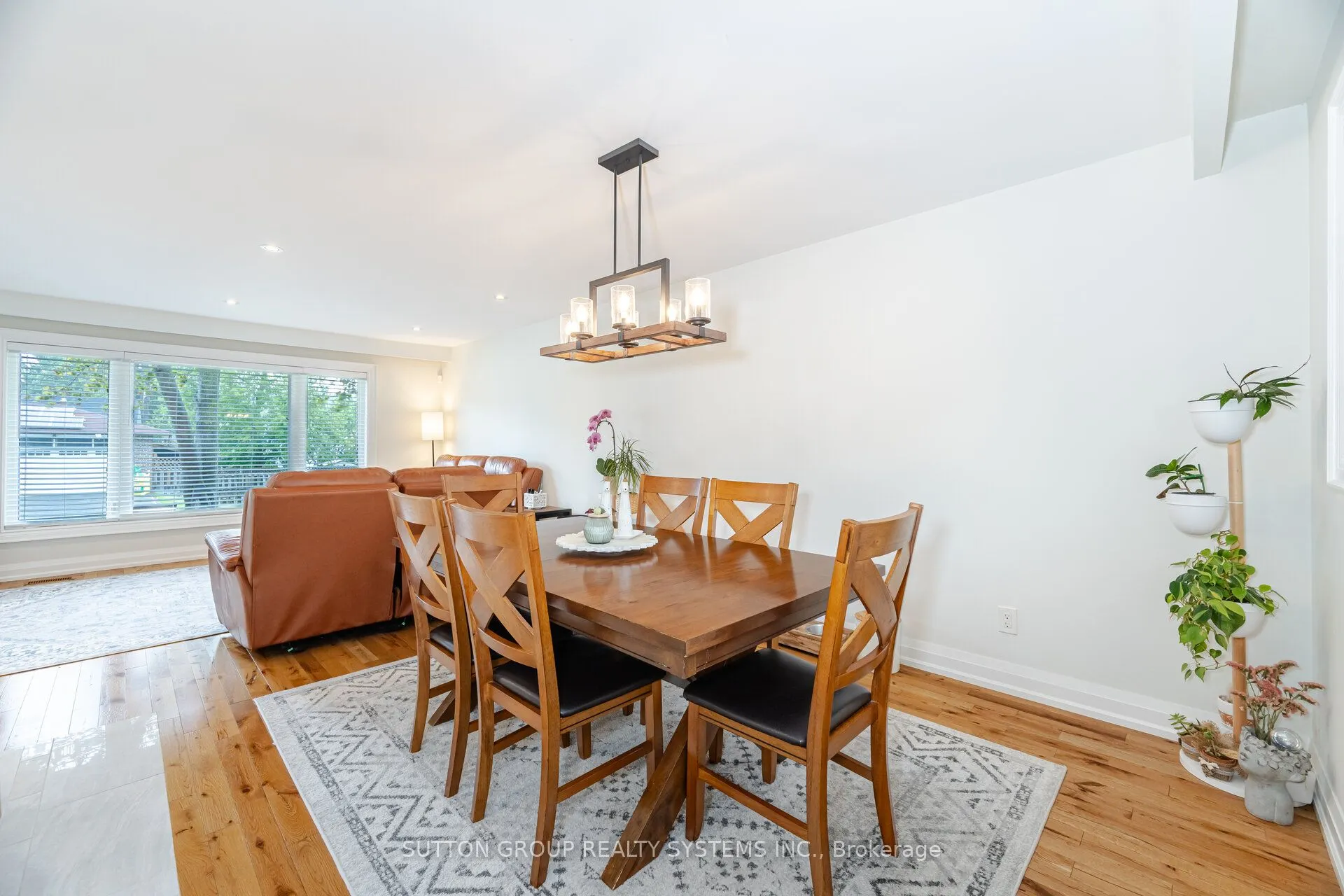 175 Connaught Crescent