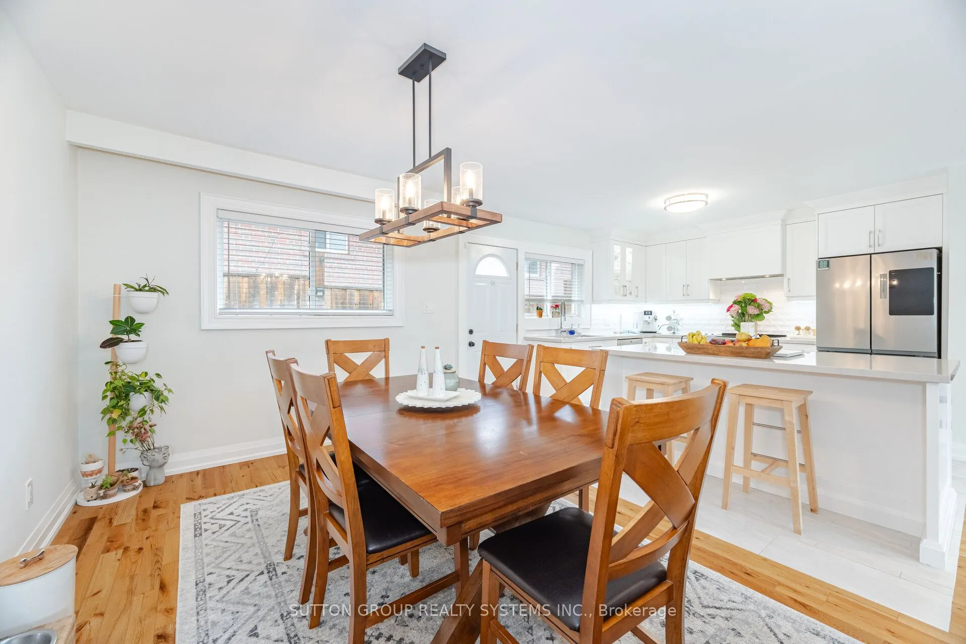 175 Connaught Crescent