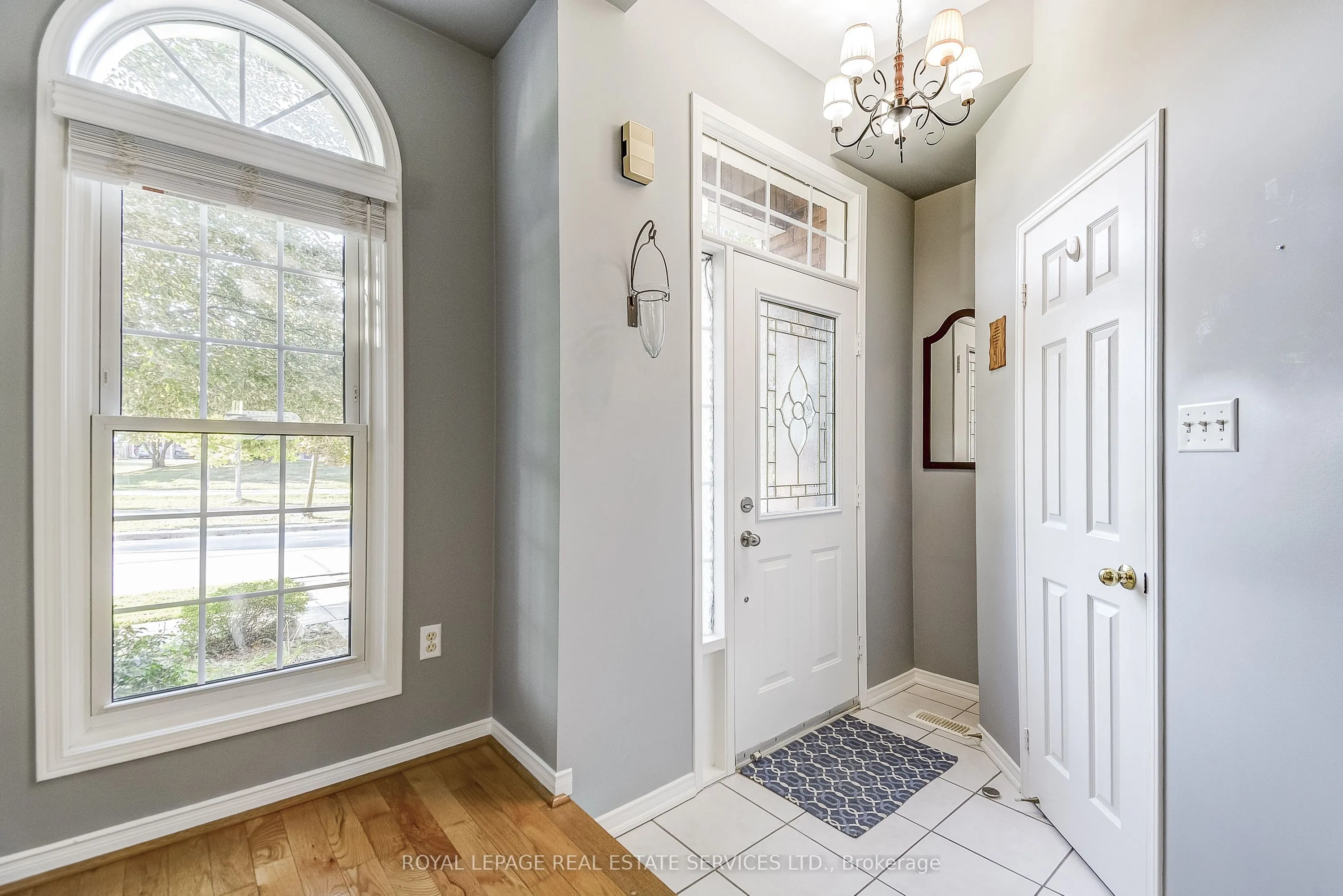 200 Glenashton Drive