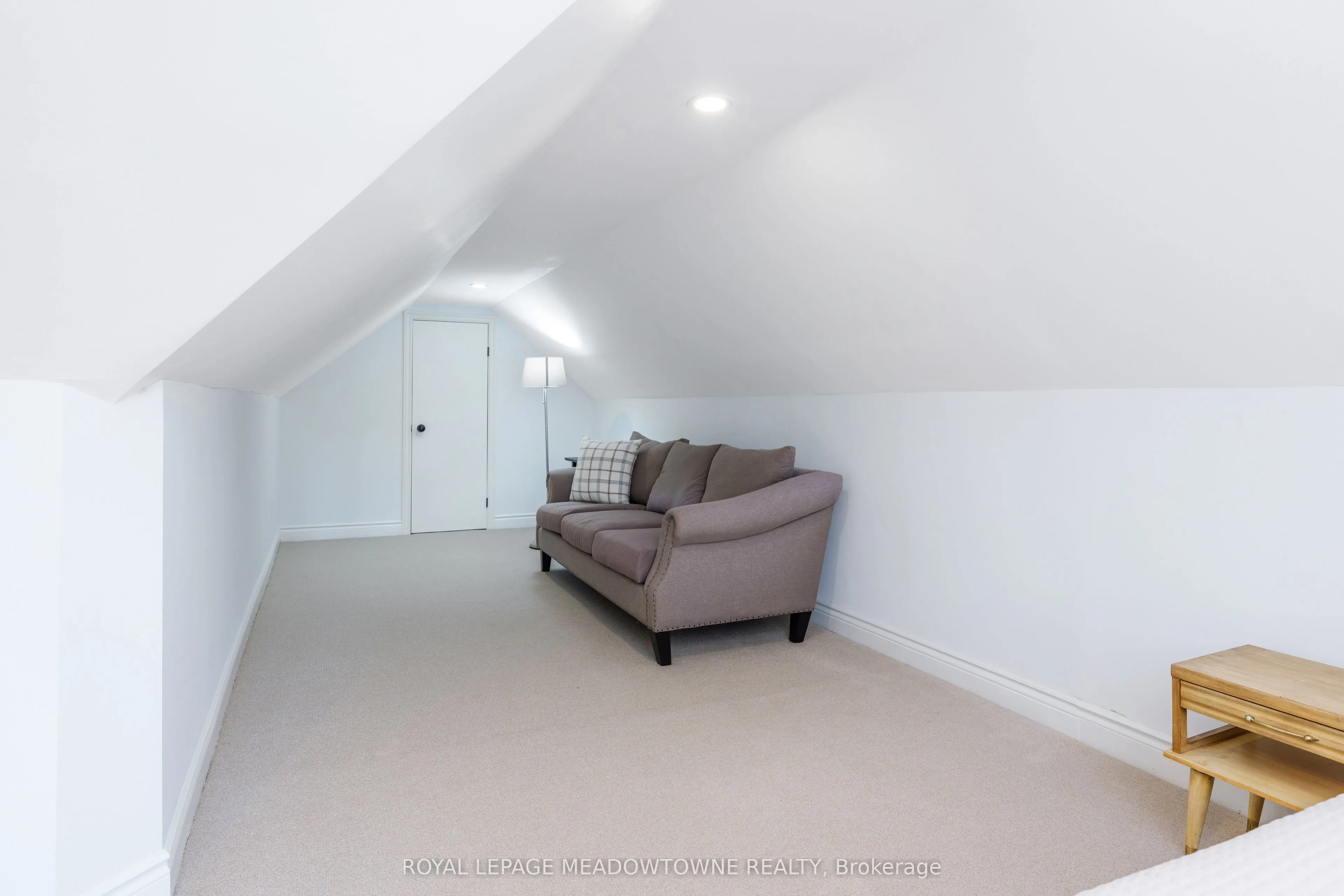 3 Appelbe Court