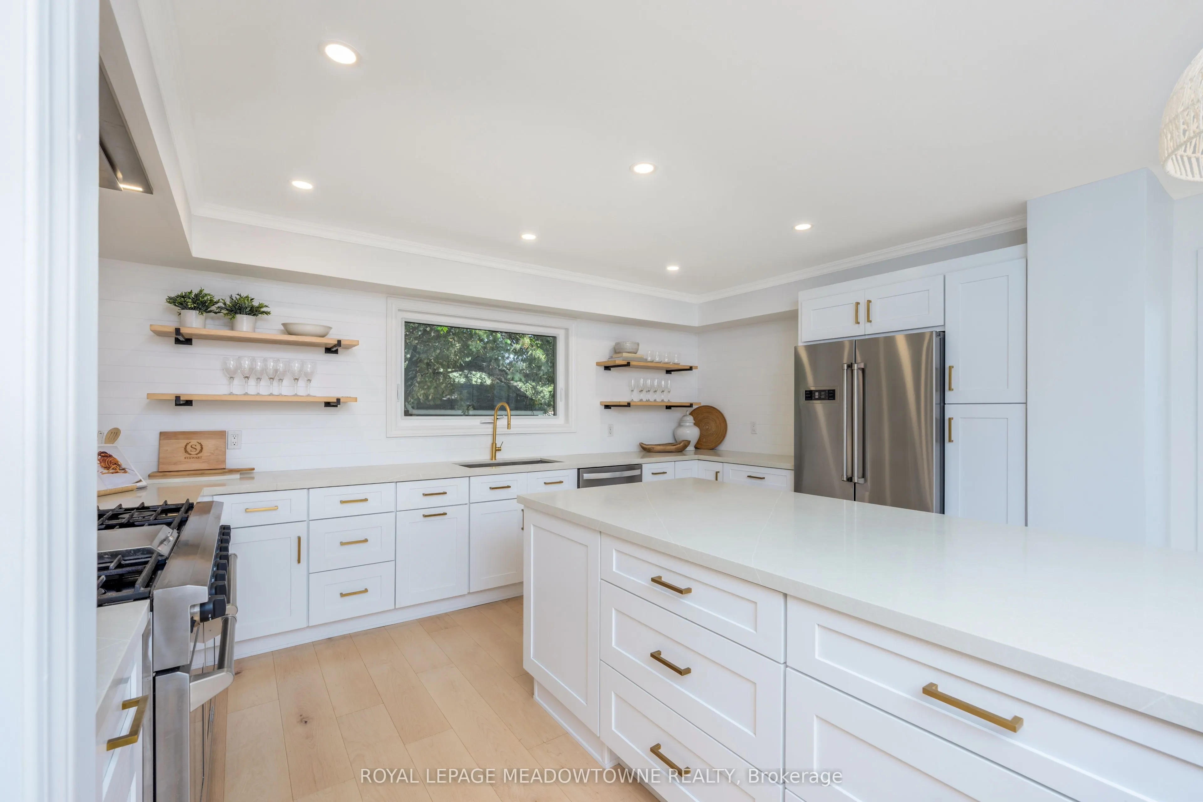 3 Appelbe Court