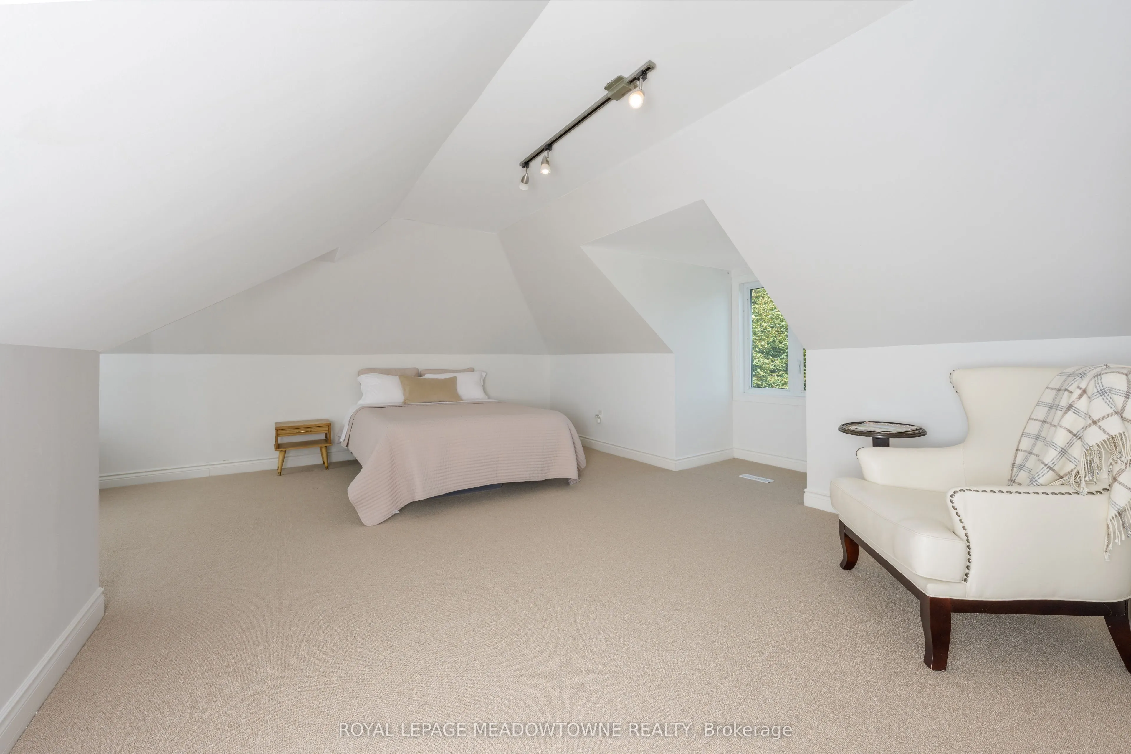 3 Appelbe Court