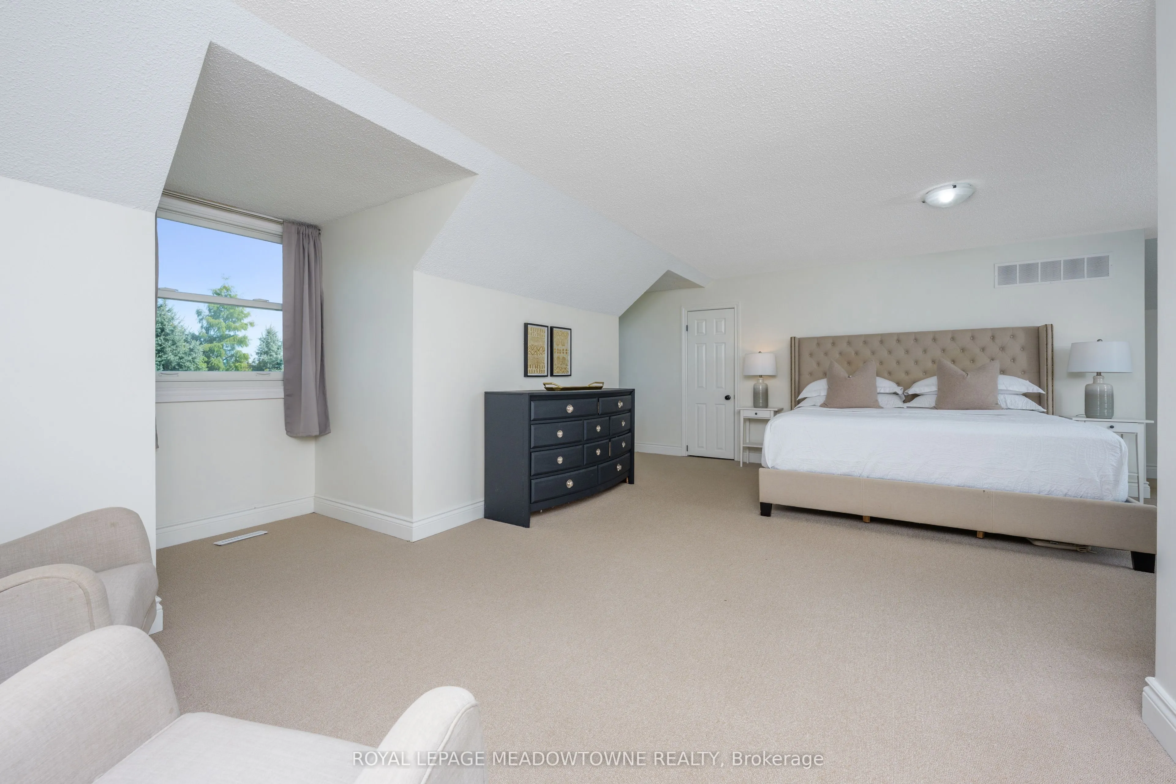 3 Appelbe Court