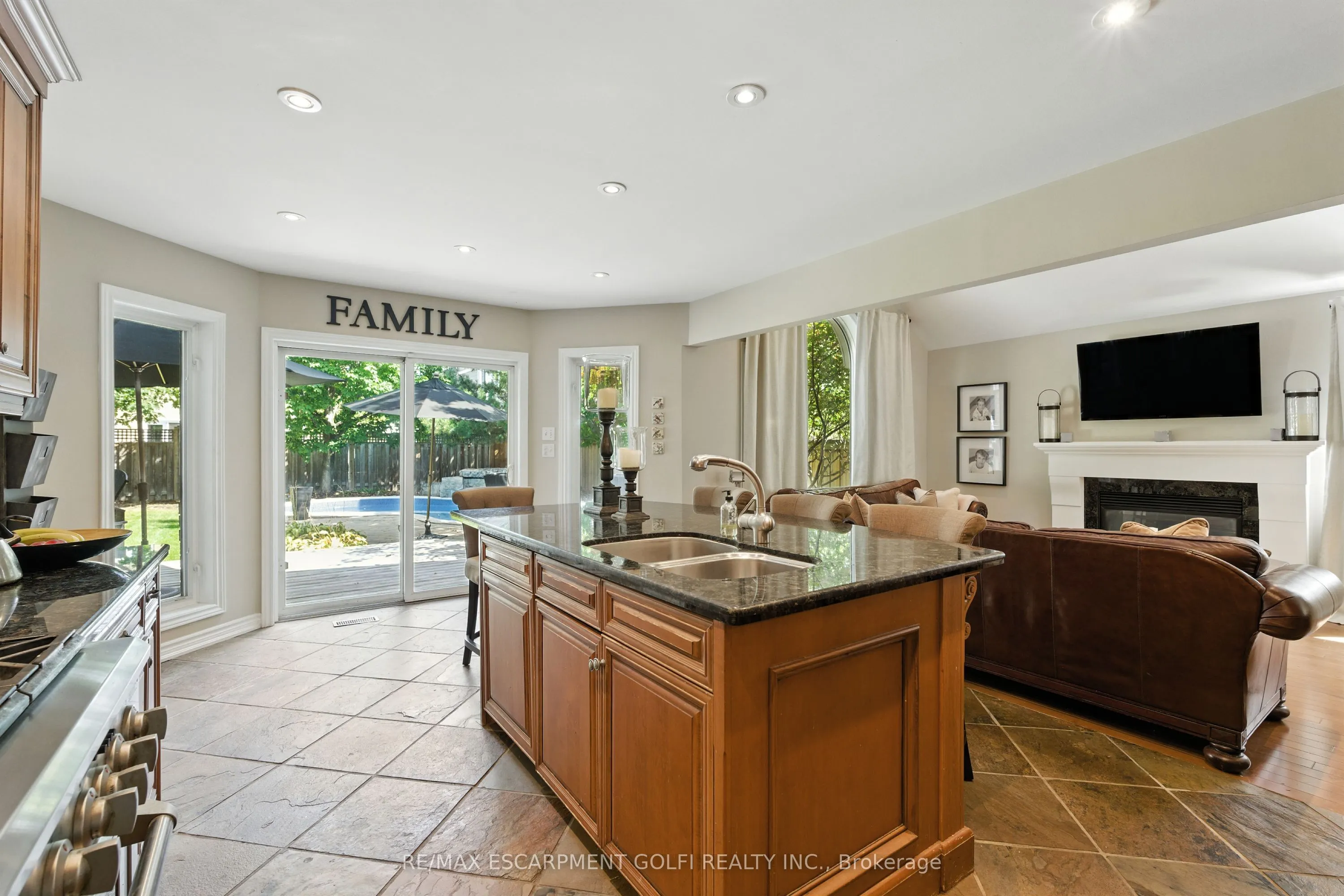 2139 Bushtrail Court