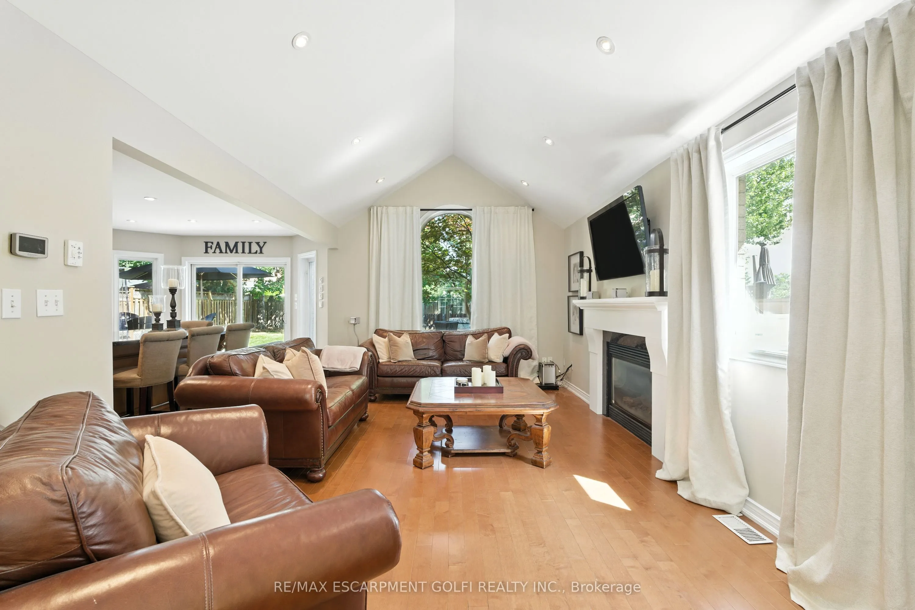 2139 Bushtrail Court