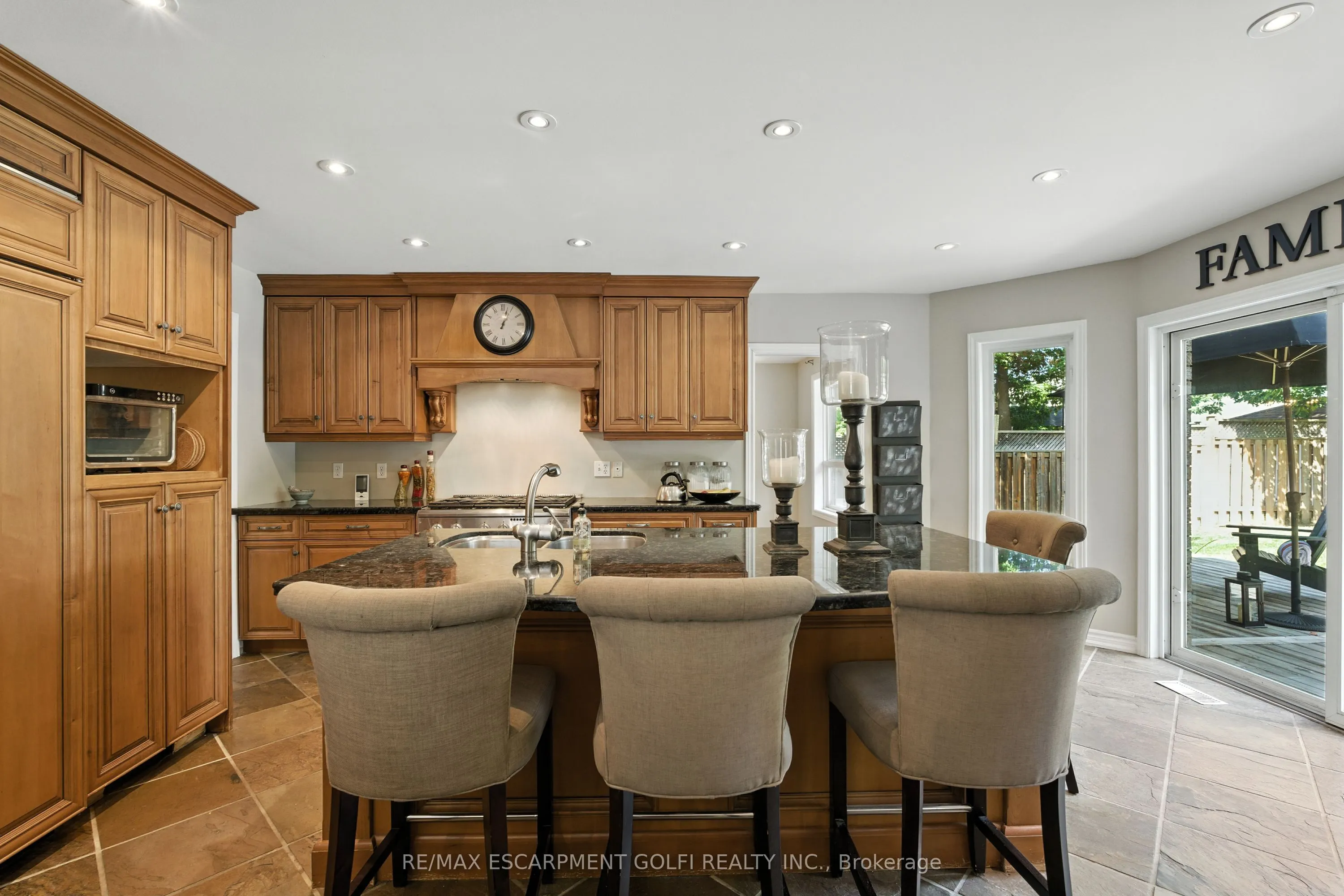 2139 Bushtrail Court