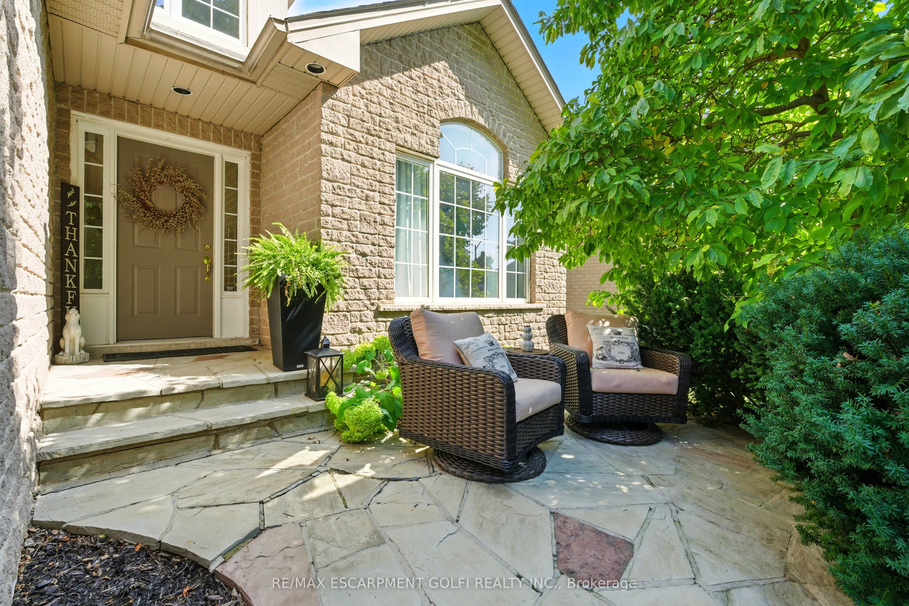 2139 Bushtrail Court