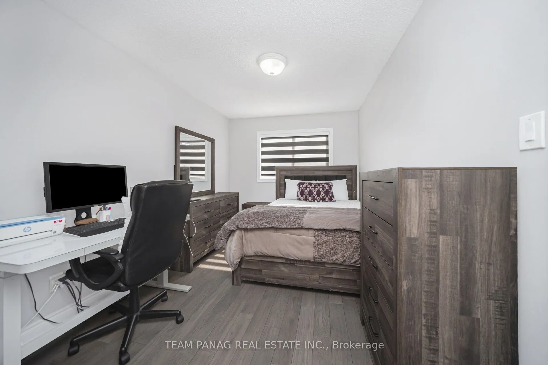 2 Trewartha Crescent