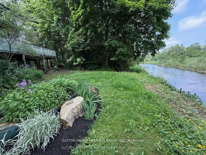 2766 Highpoint Side Road