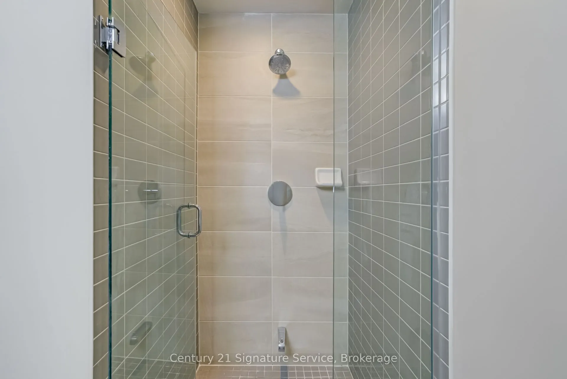 4677 Glen Erin Drive, #304