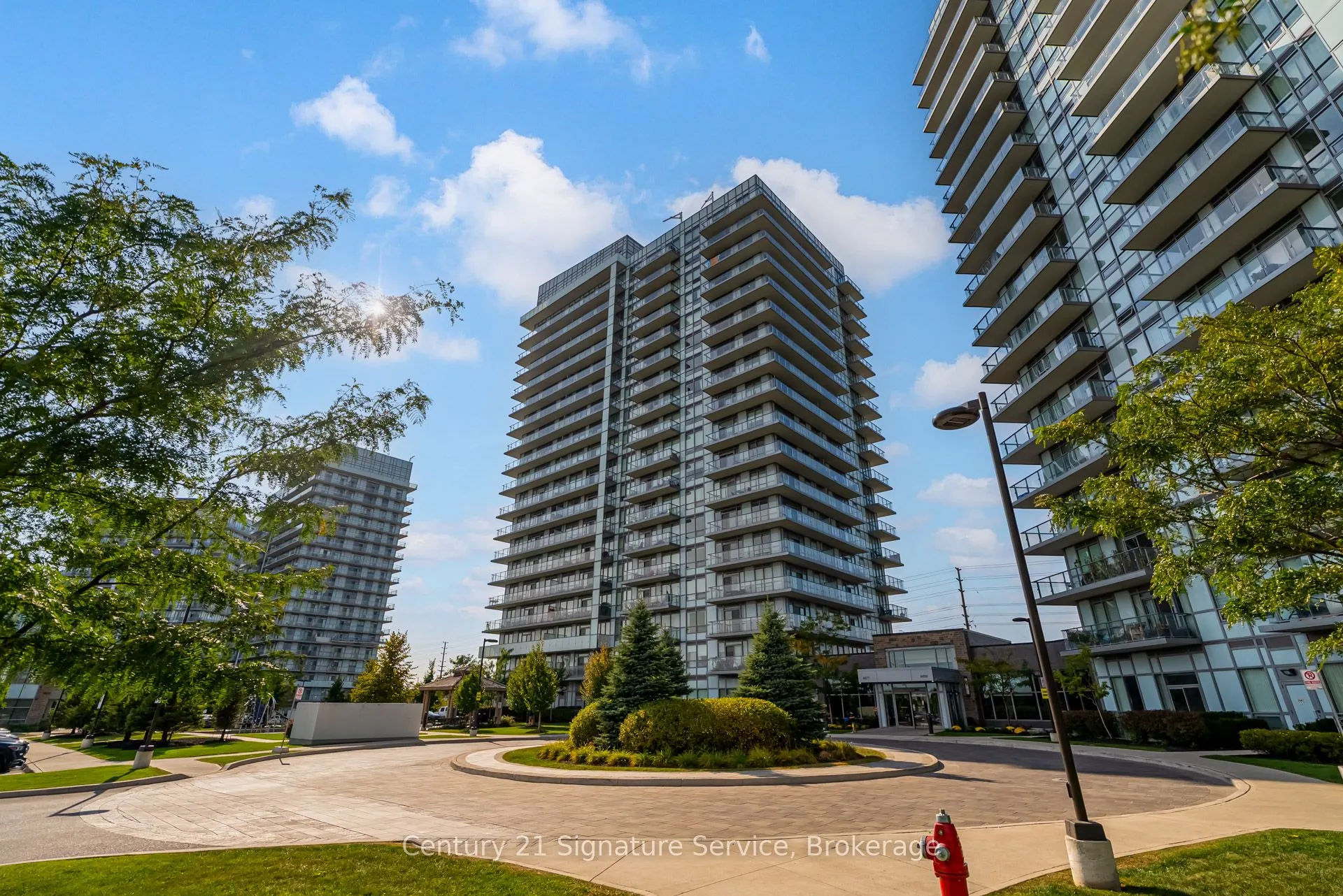 4677 Glen Erin Drive, #304
