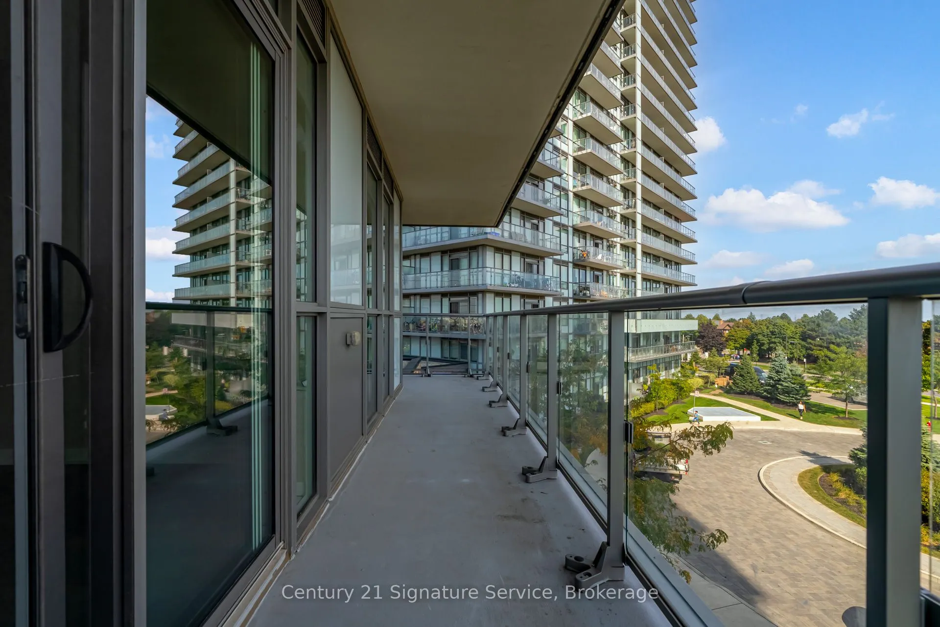 4677 Glen Erin Drive, #304