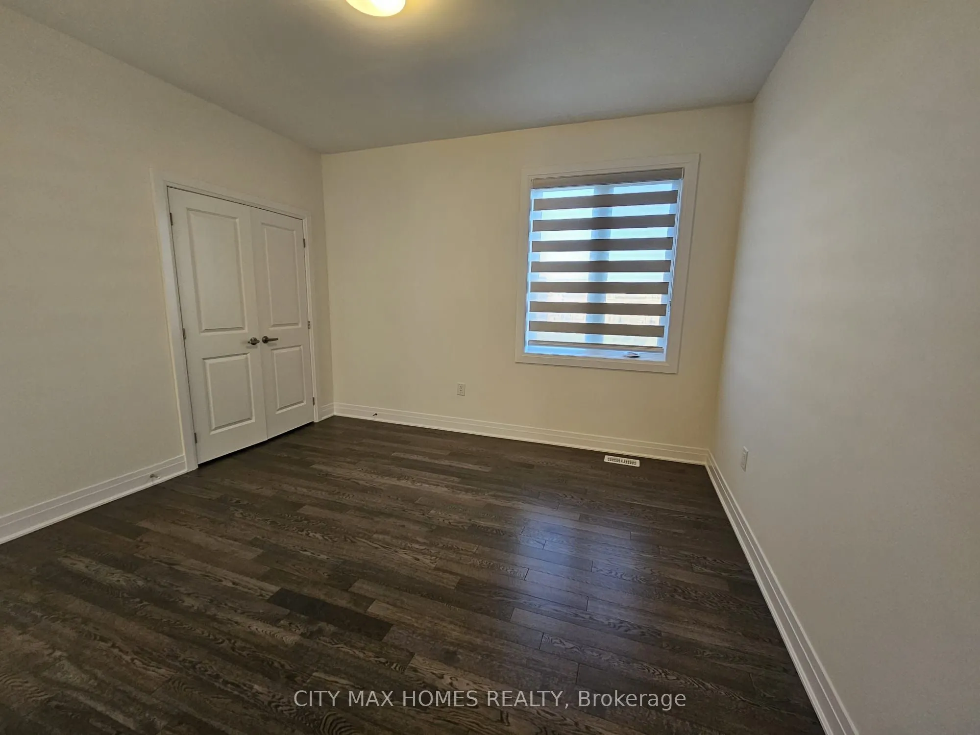 3240 Mariner Passage