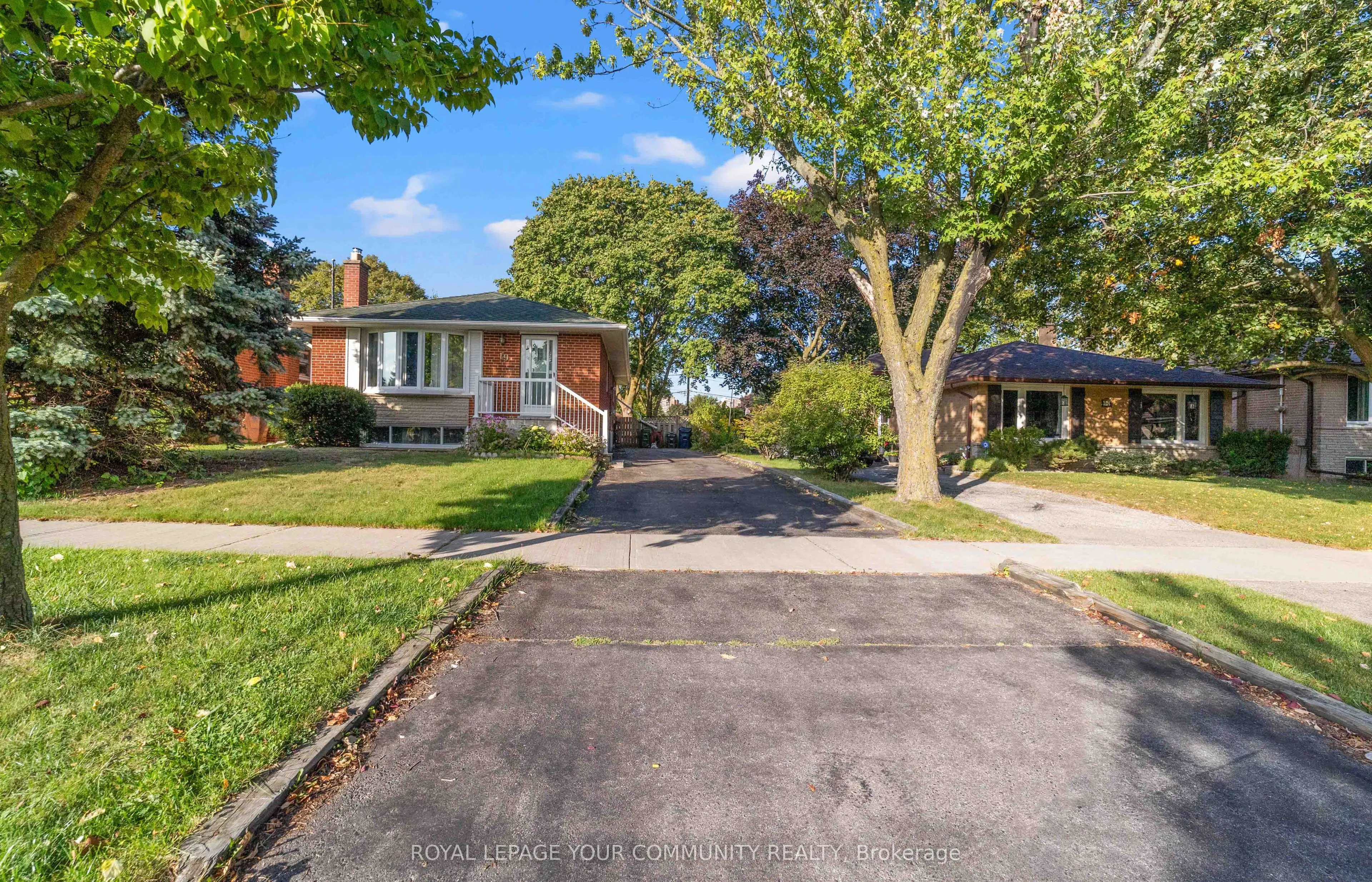 19 Archerhill Drive