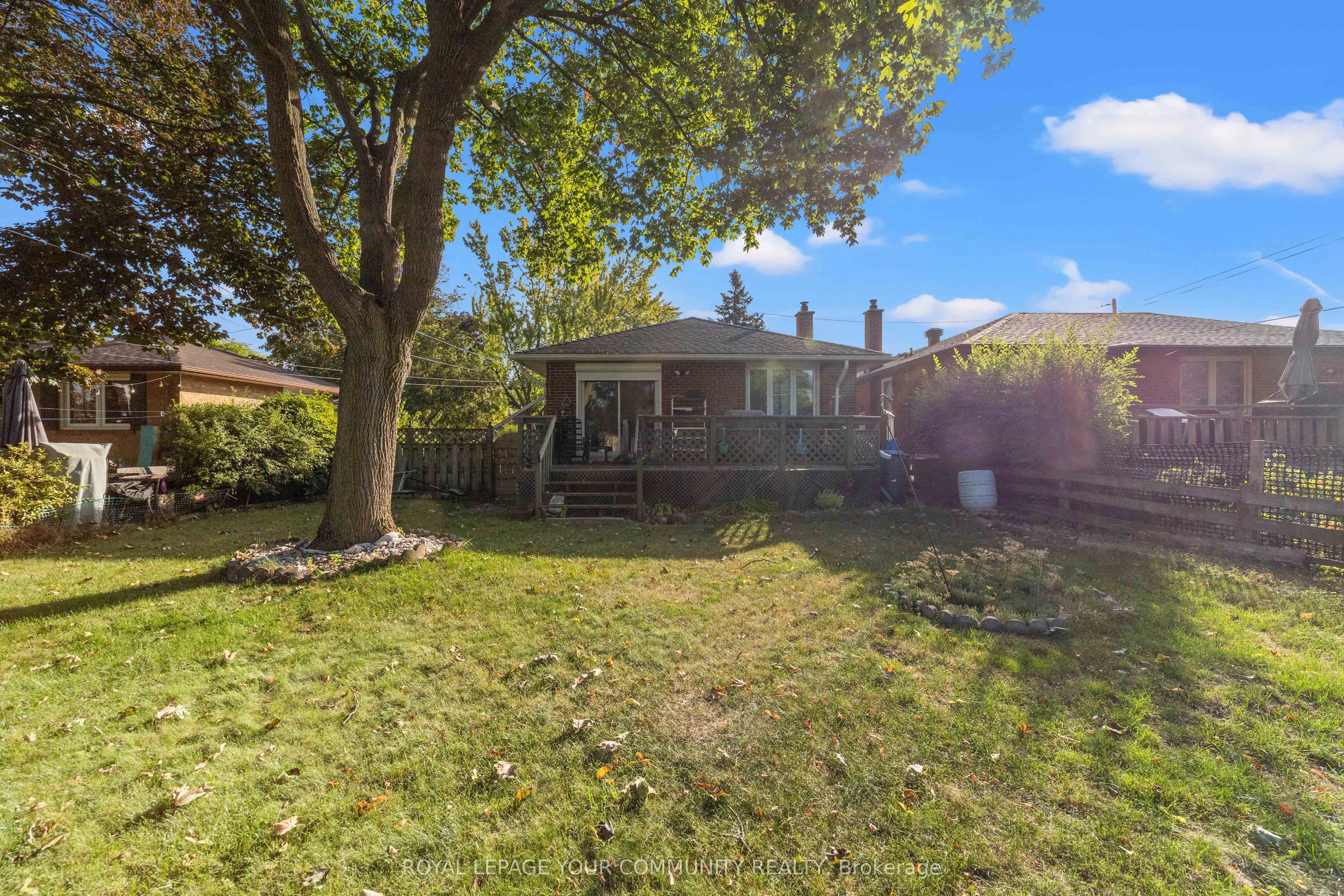 19 Archerhill Drive