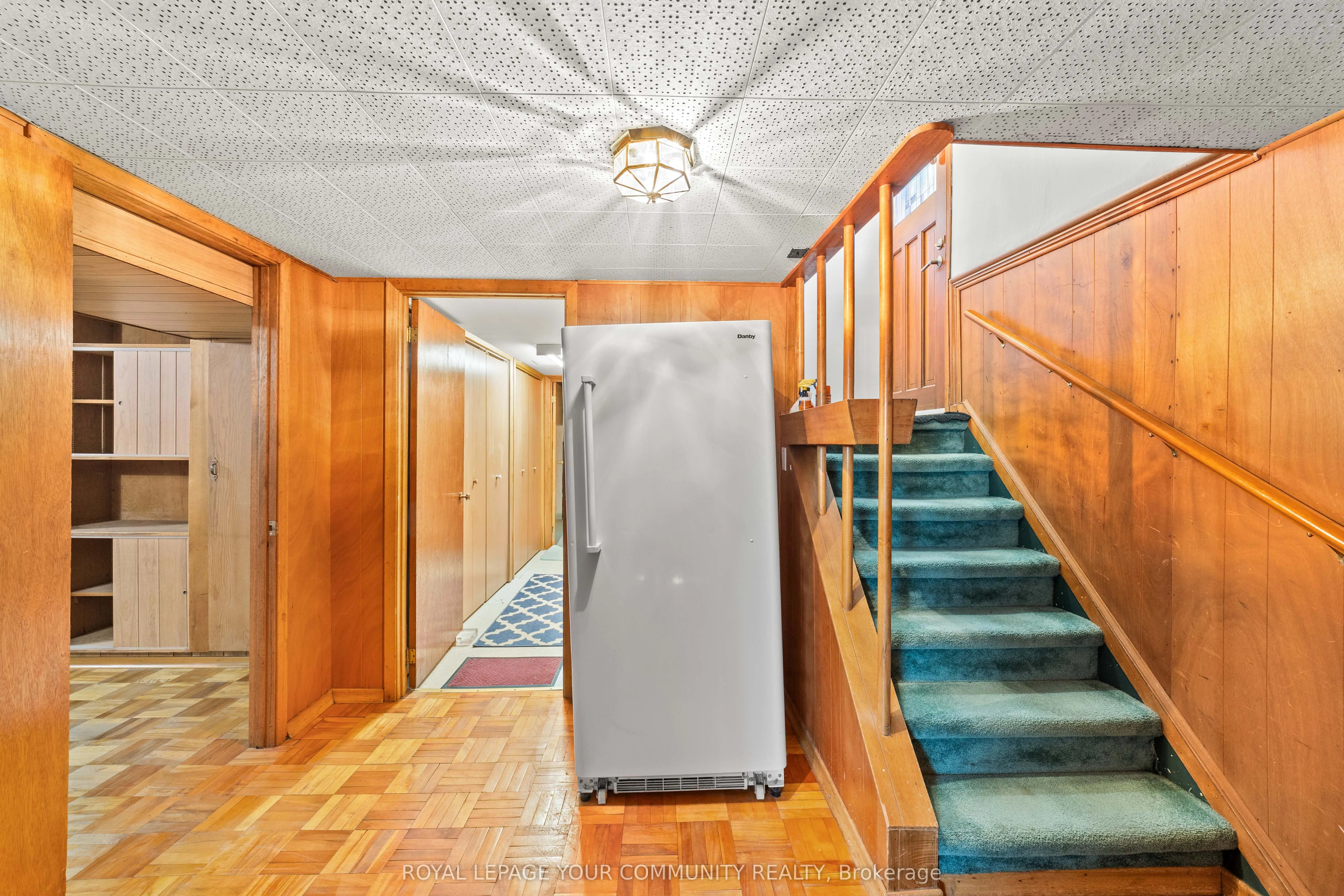 19 Archerhill Drive