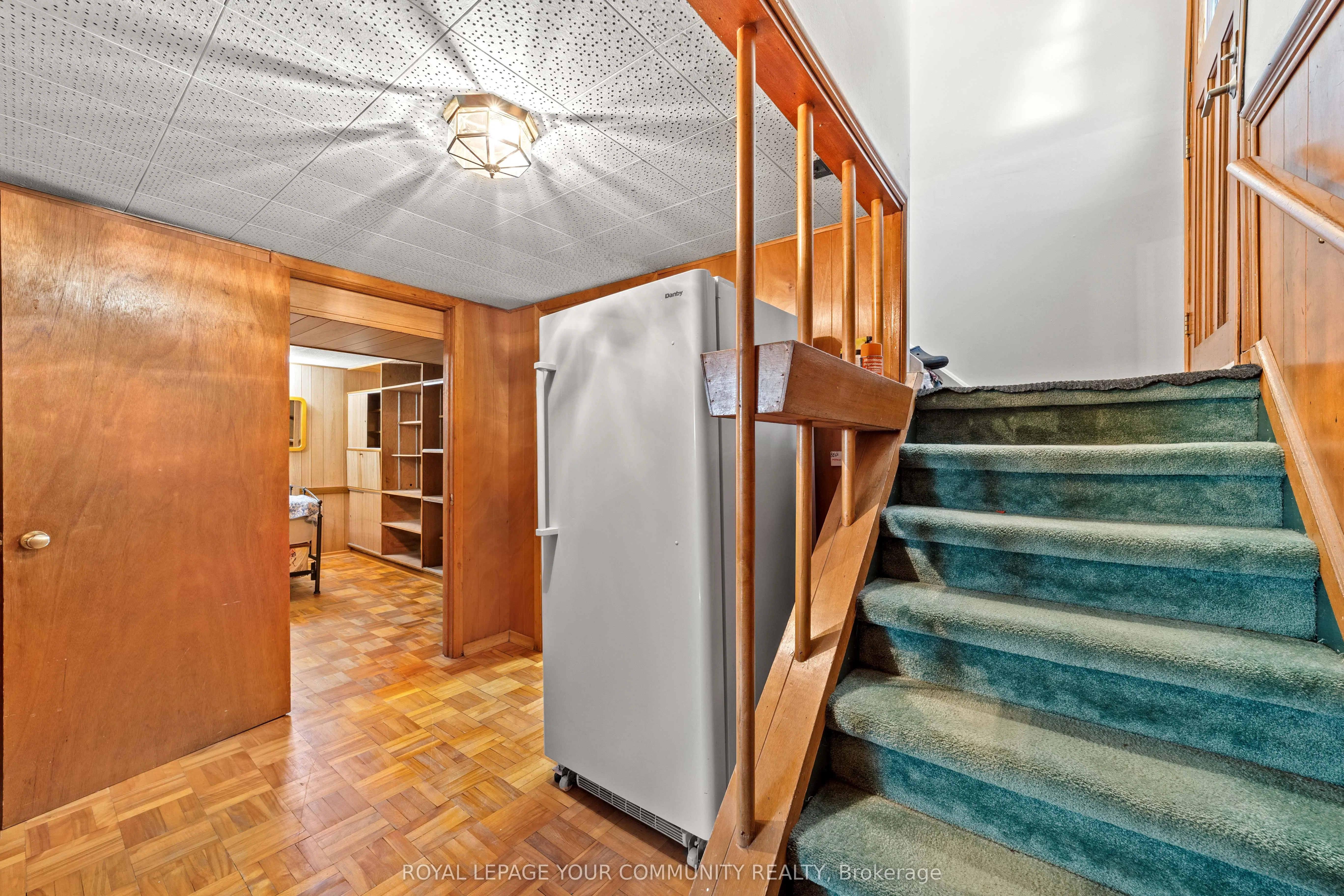 19 Archerhill Drive