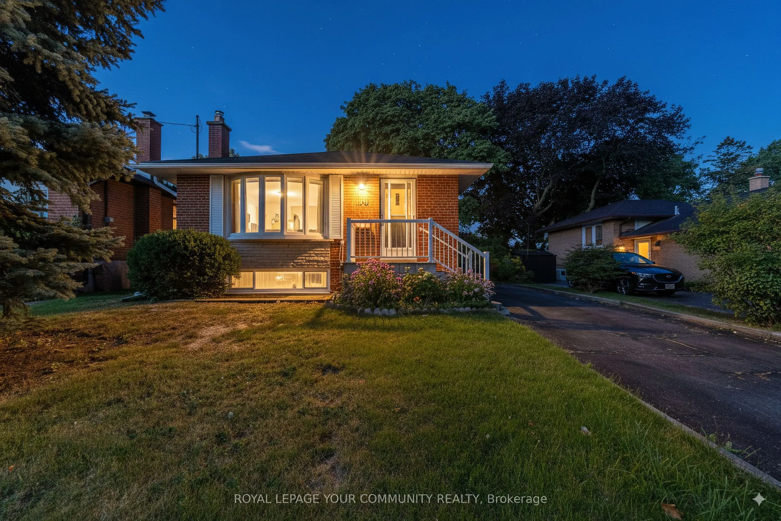 19 Archerhill Drive