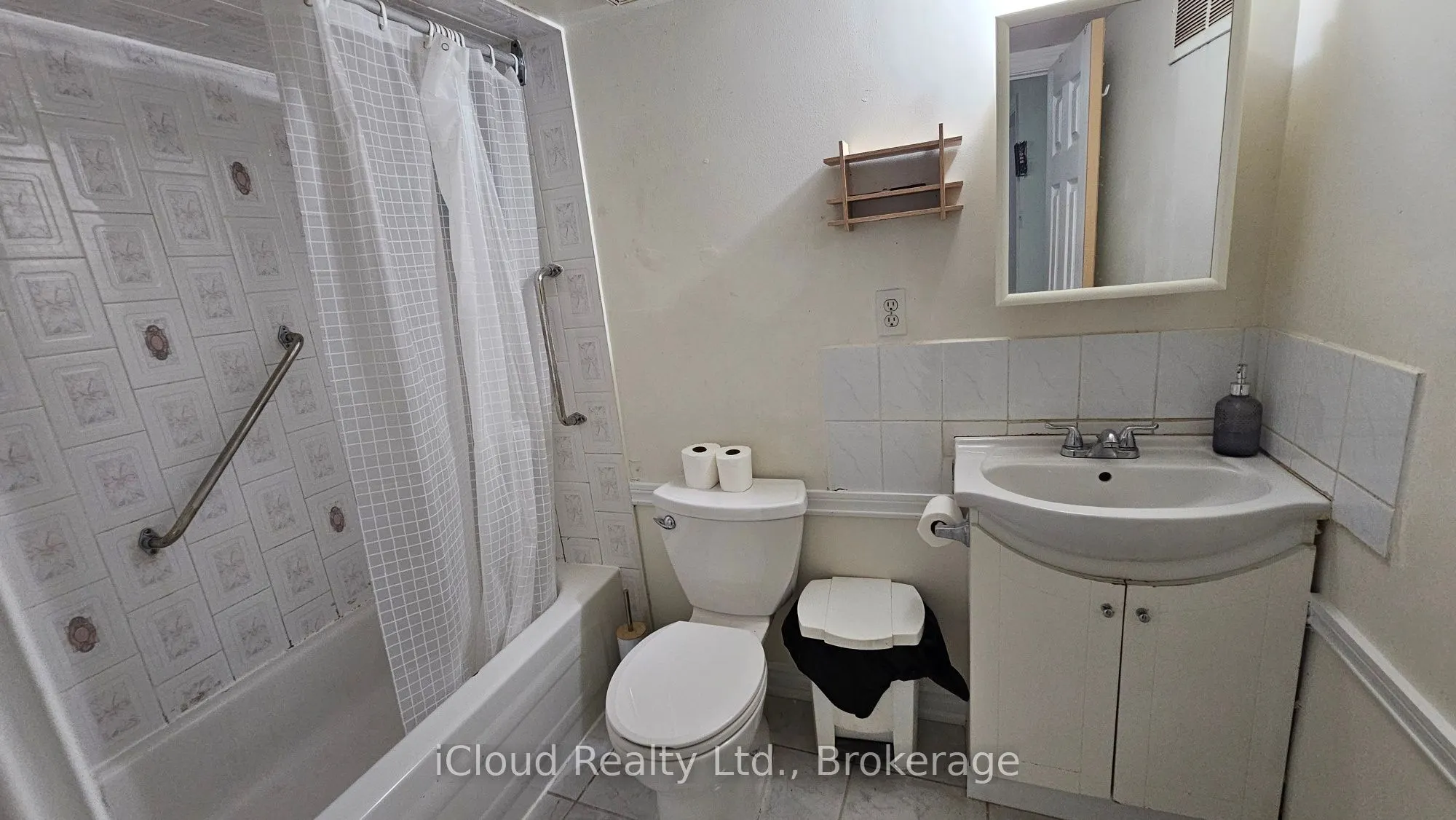 71 Grassington Crescent, #Bsmnt