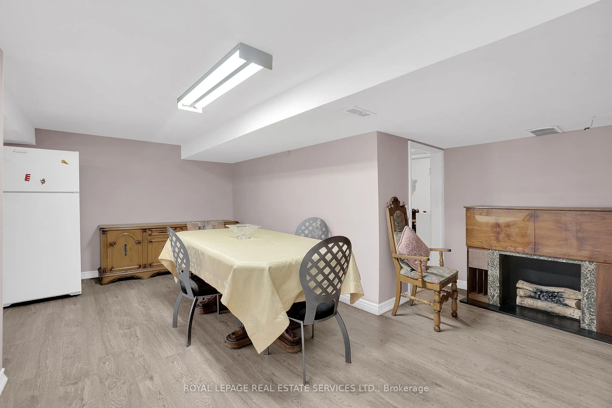 18 Langholm Drive