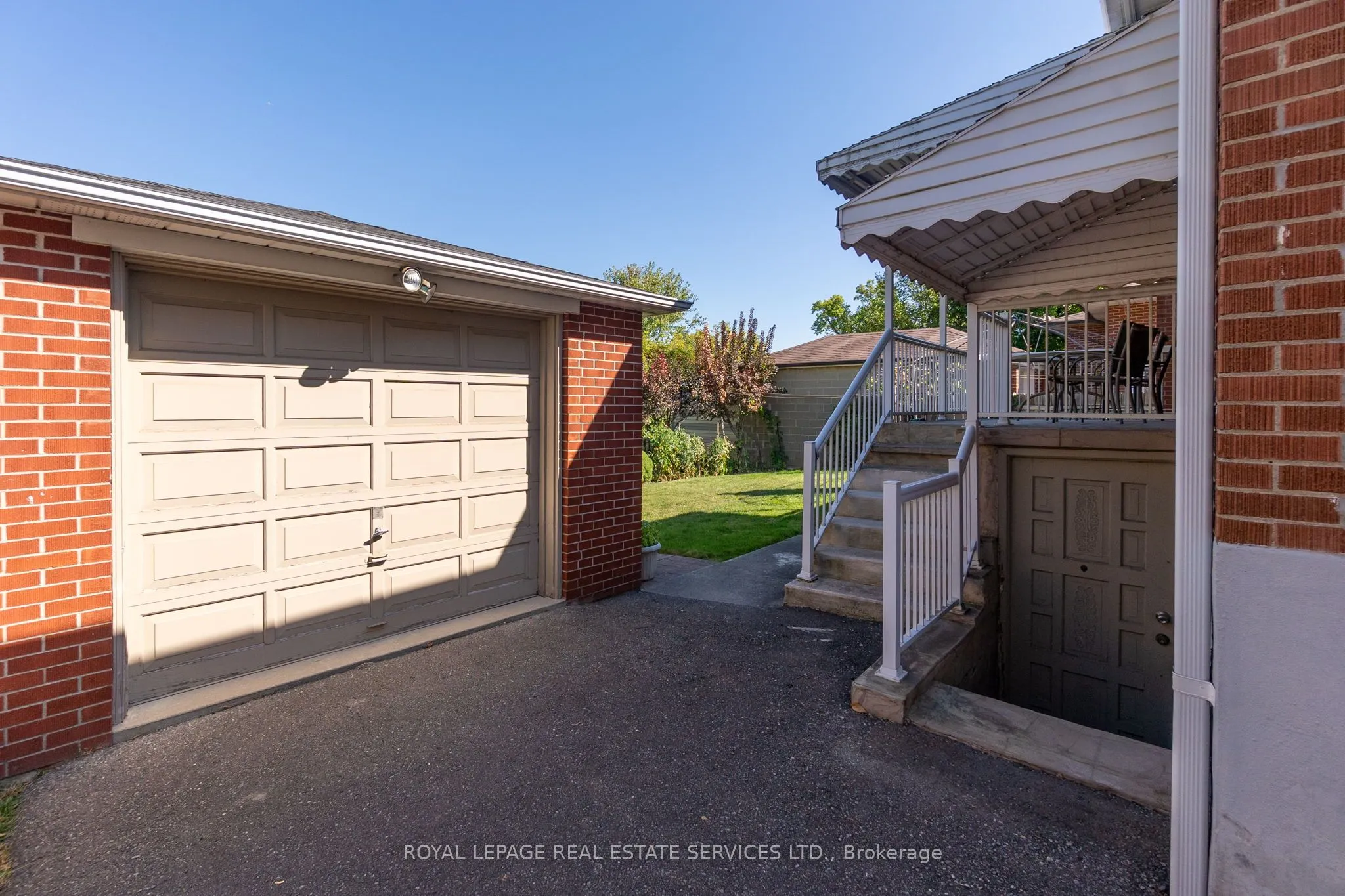 18 Langholm Drive
