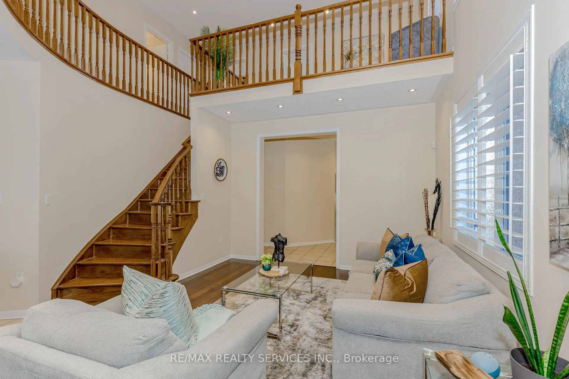 3906 Rosanna Drive