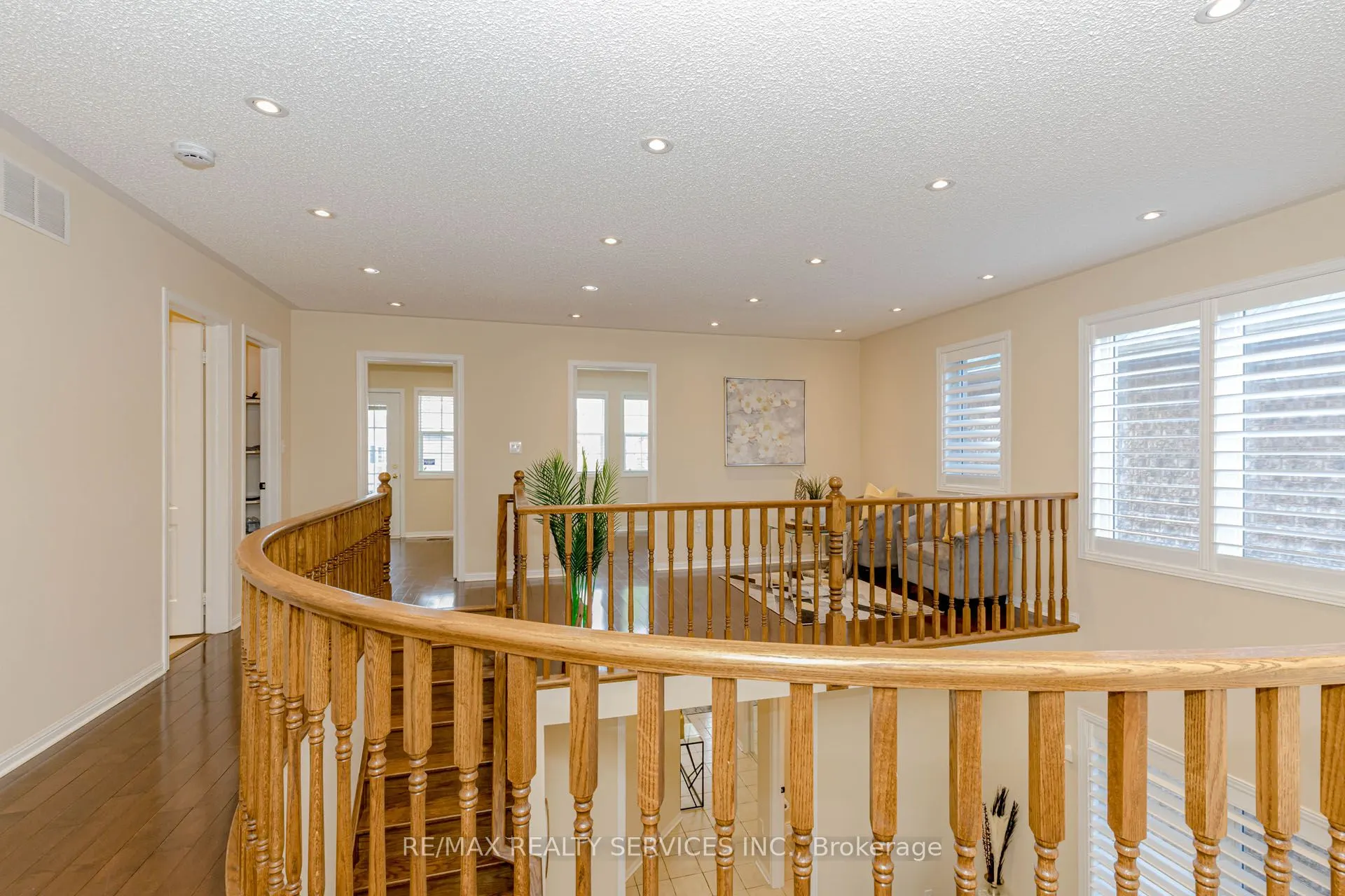 3906 Rosanna Drive
