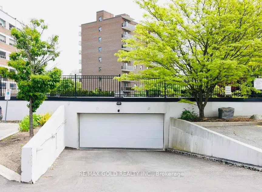 188 Mill Street S, #213