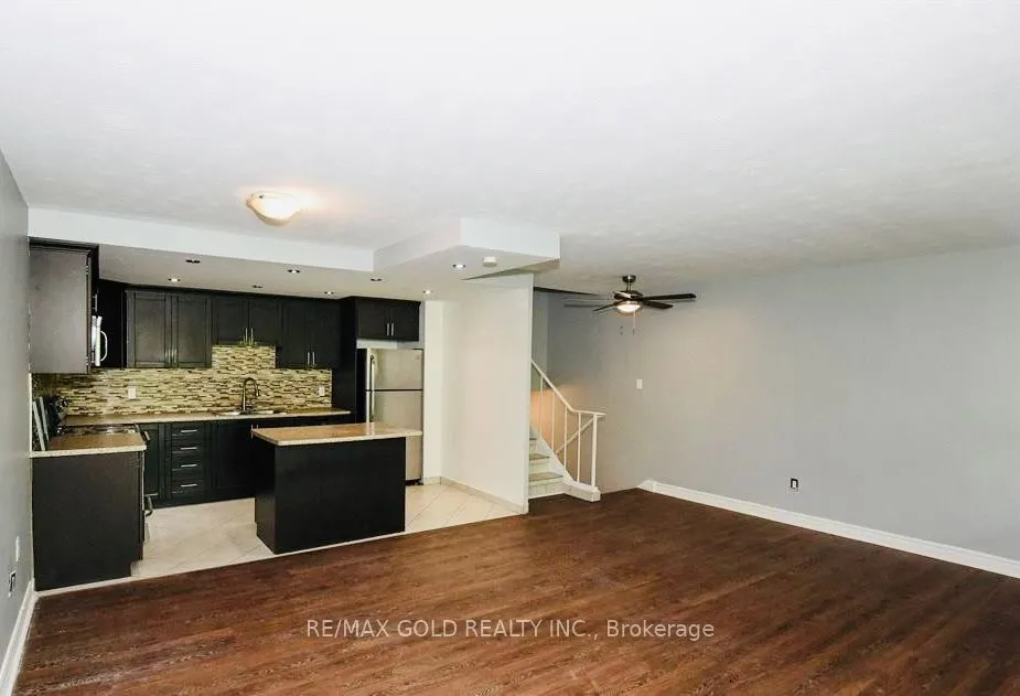 188 Mill Street S, #213