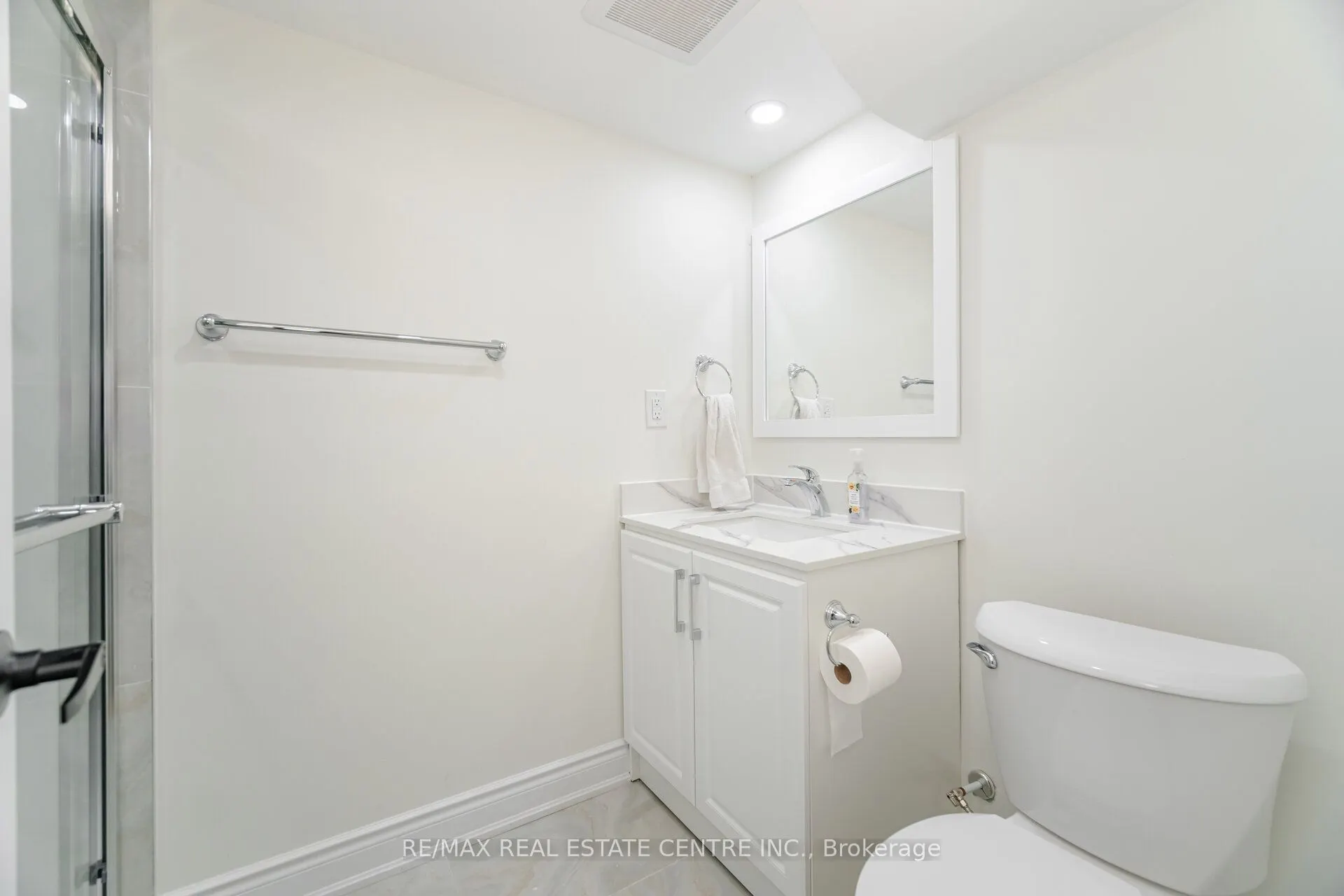 351 Greenless Circle, #Lower