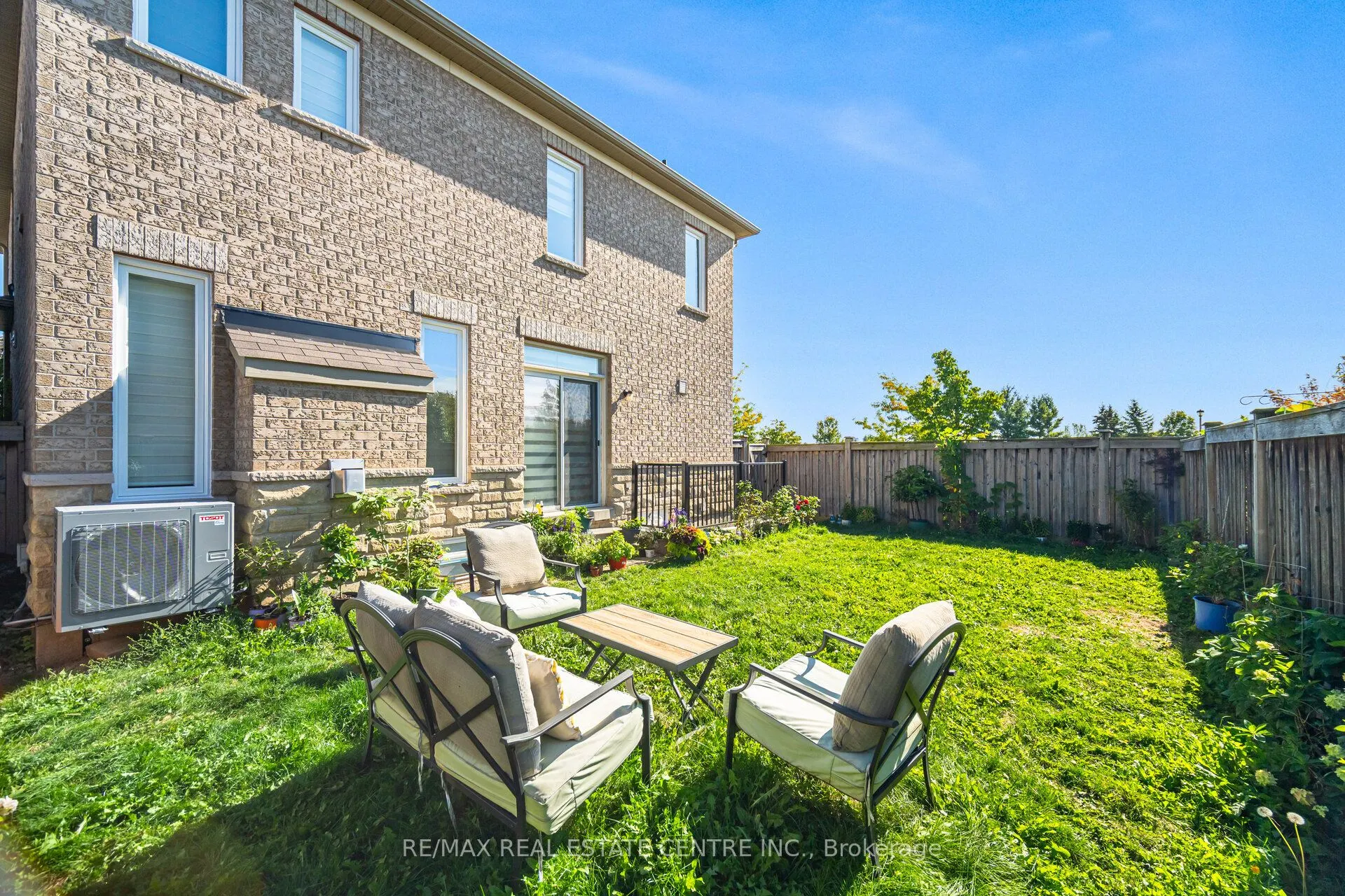 351 Greenless Circle, #Lower