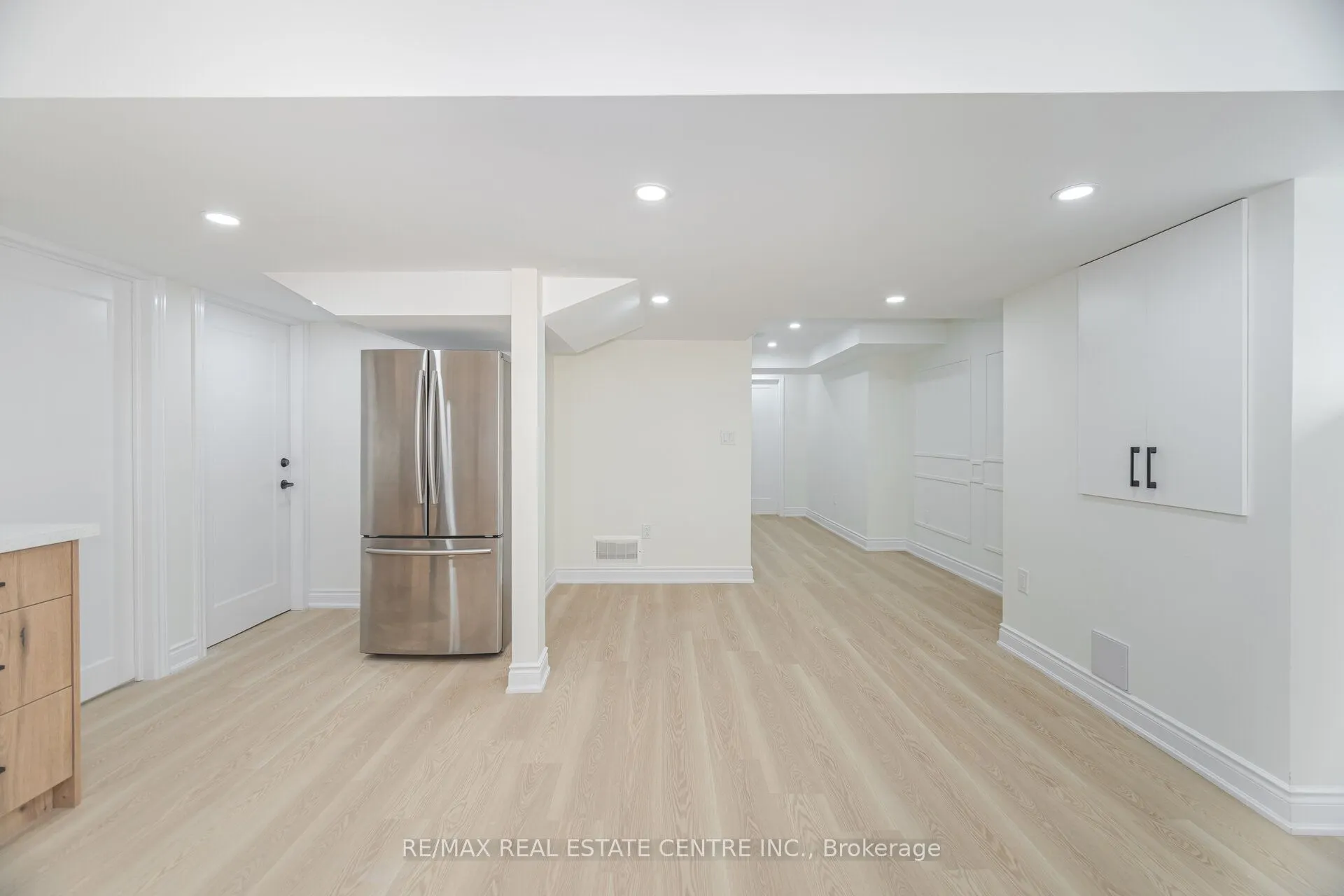 351 Greenless Circle, #Lower