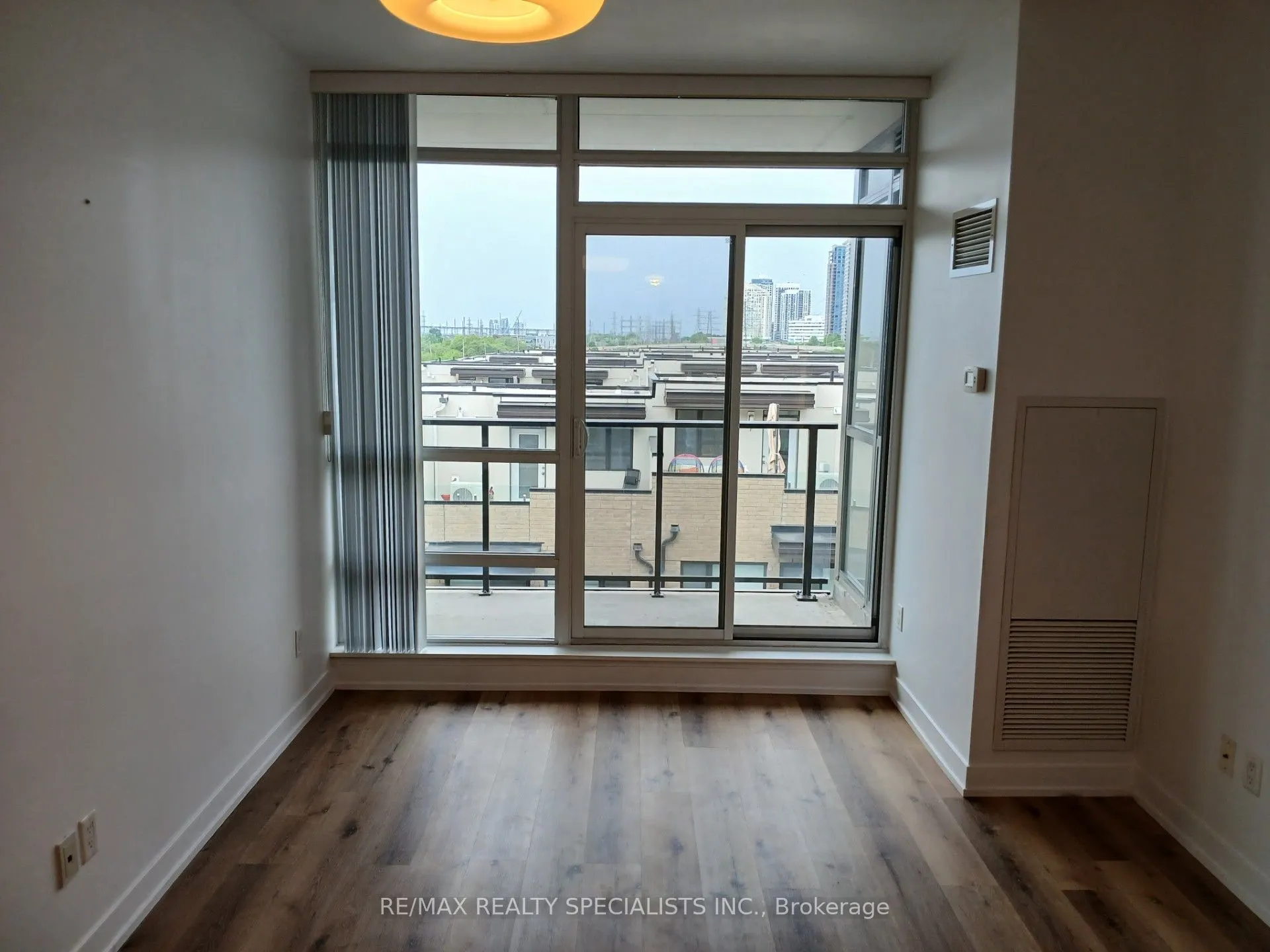8 Fieldway Road, #506