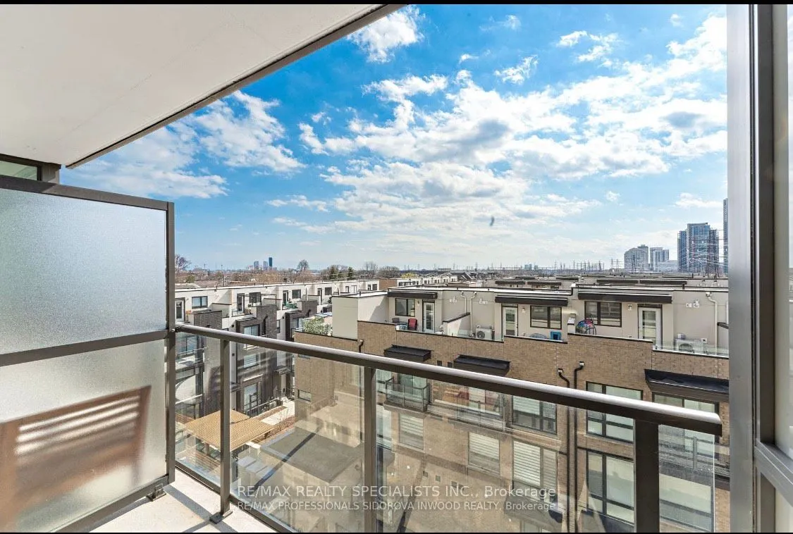8 Fieldway Road, #506
