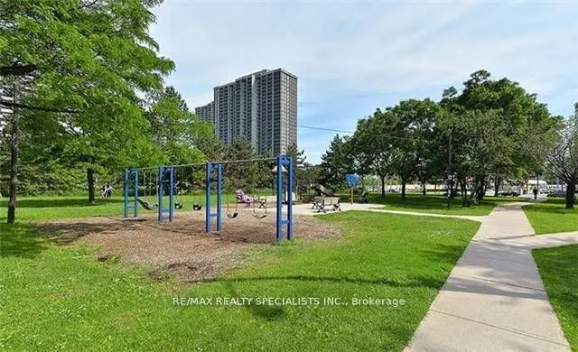 8 Fieldway Road, #506