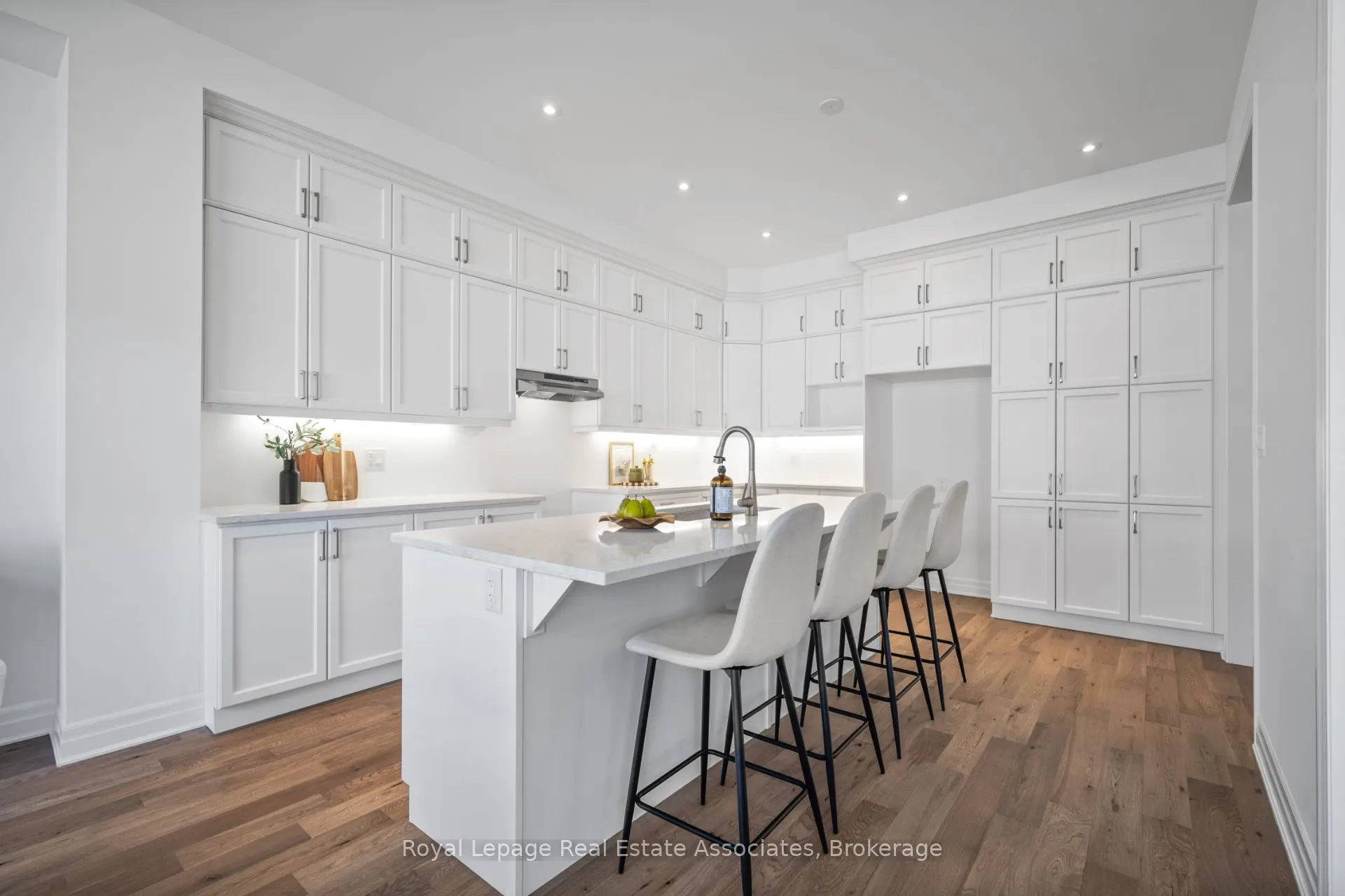 1164 Onyx Trail