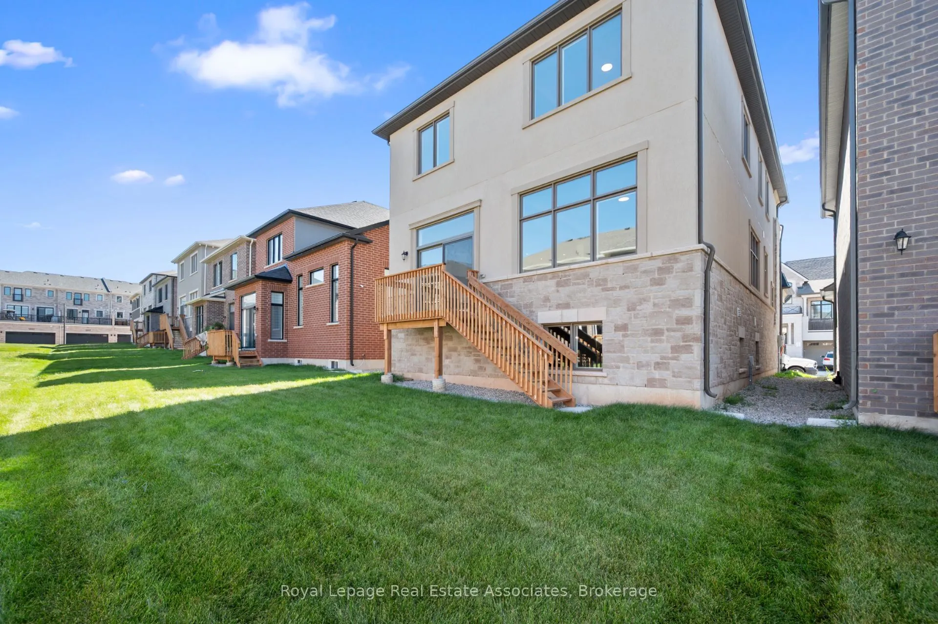 1164 Onyx Trail