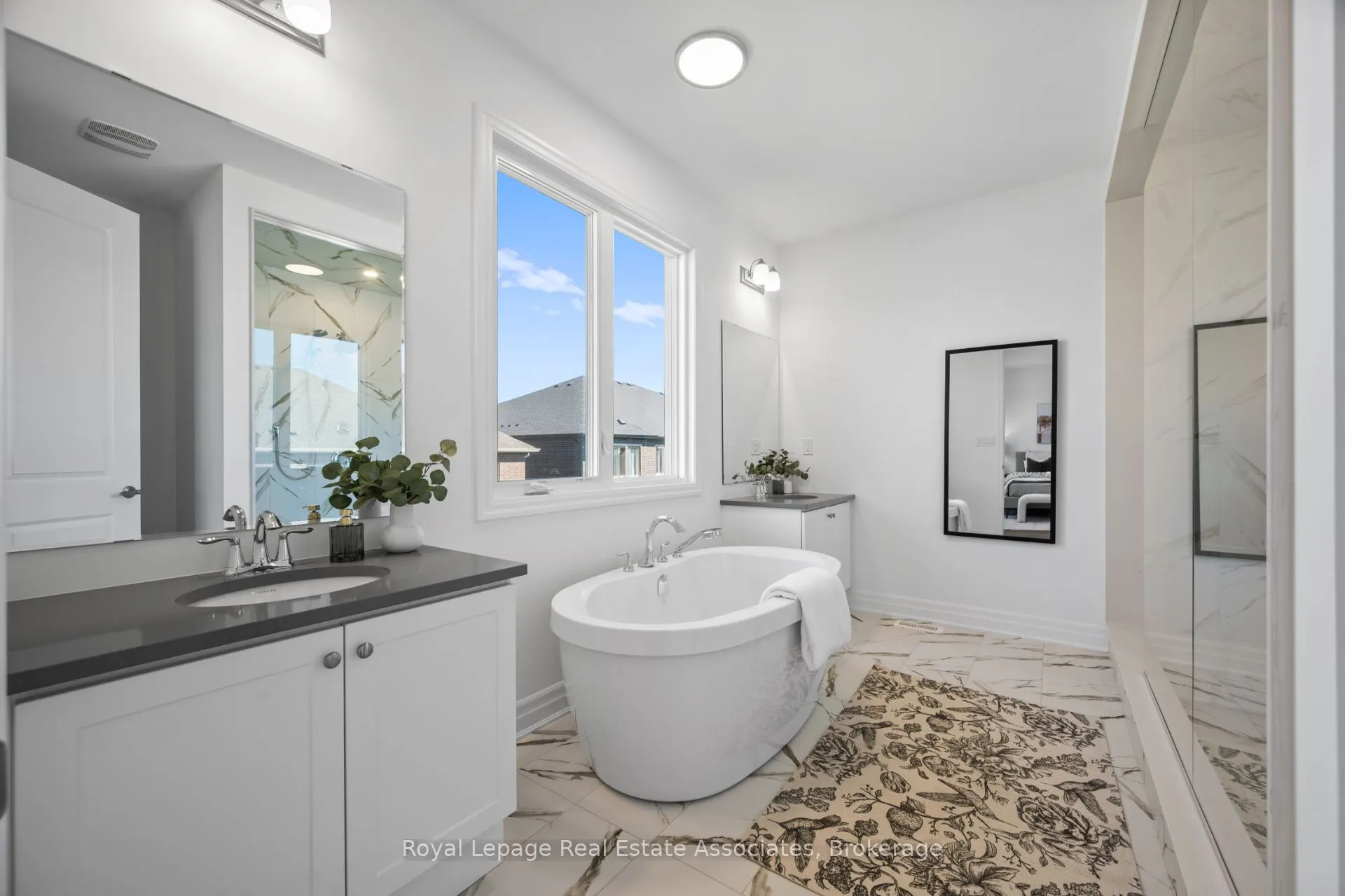 1164 Onyx Trail