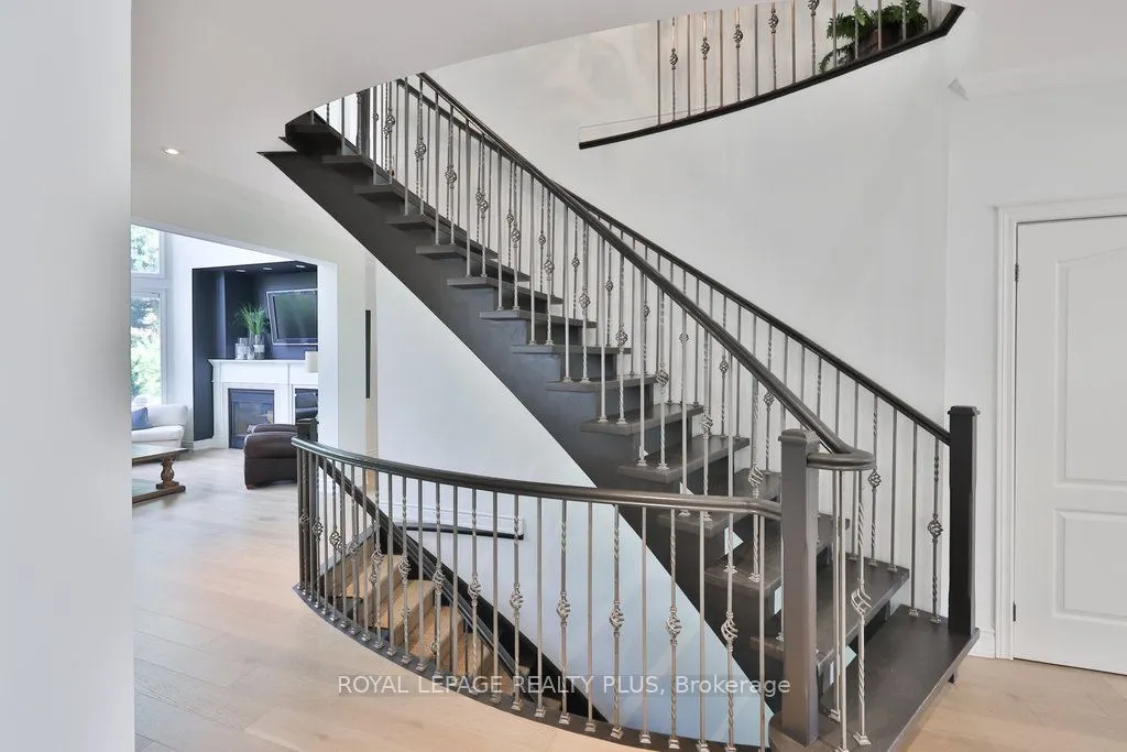 3321 Springflower Way