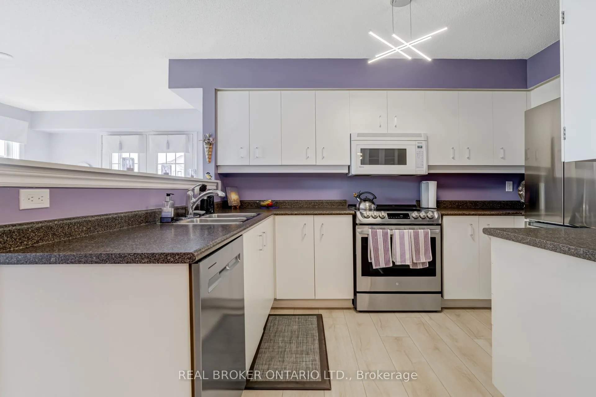 1460 Bishops Gate, #313
