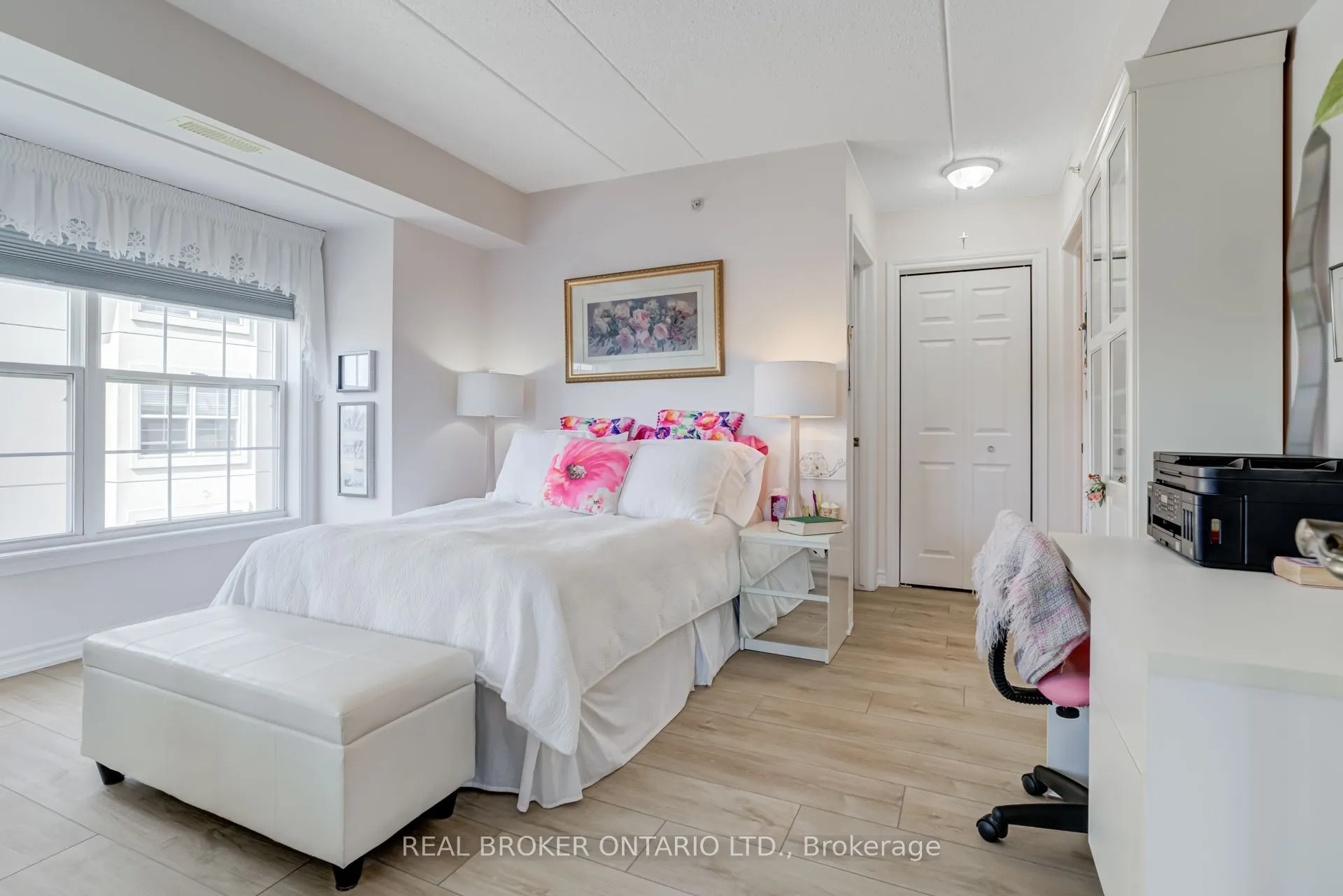 1460 Bishops Gate, #313