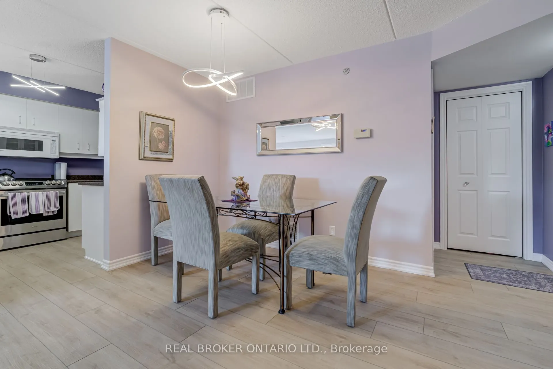 1460 Bishops Gate, #313