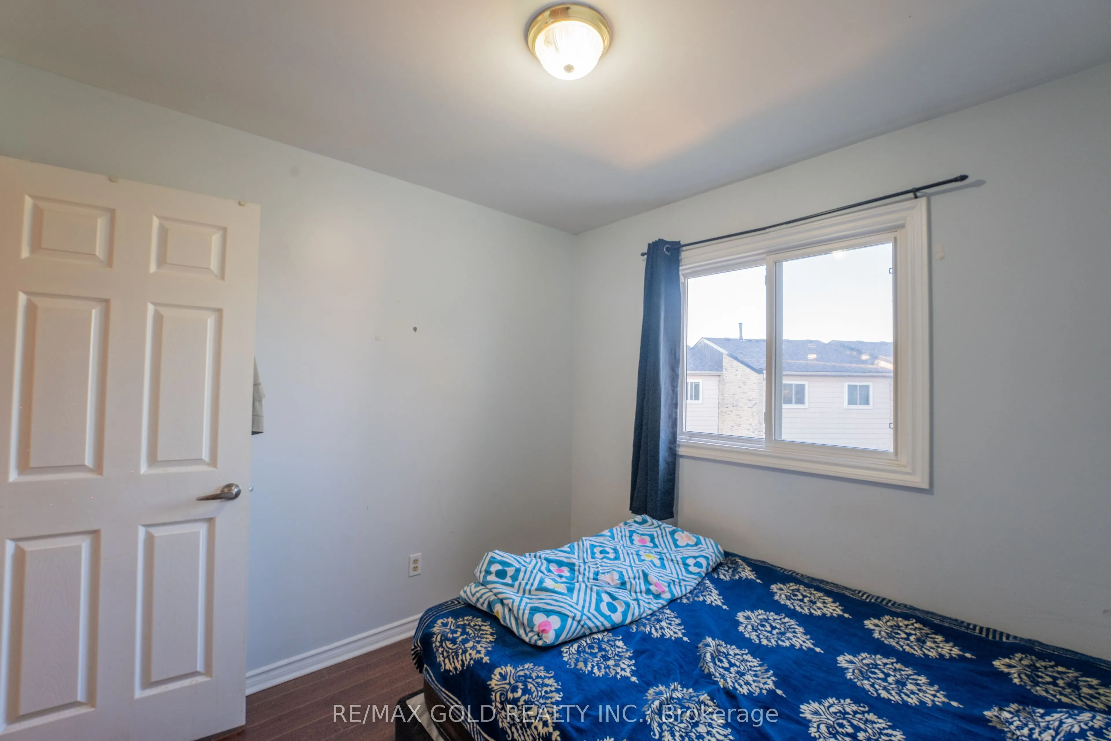 900 Central Park Drive, #107